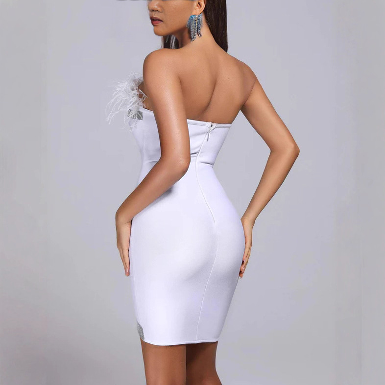 Luxurious Feather & Rhinestone Bodycon Dress – Elegant Strapless Mini Bandage Gown for Party & Club BA346