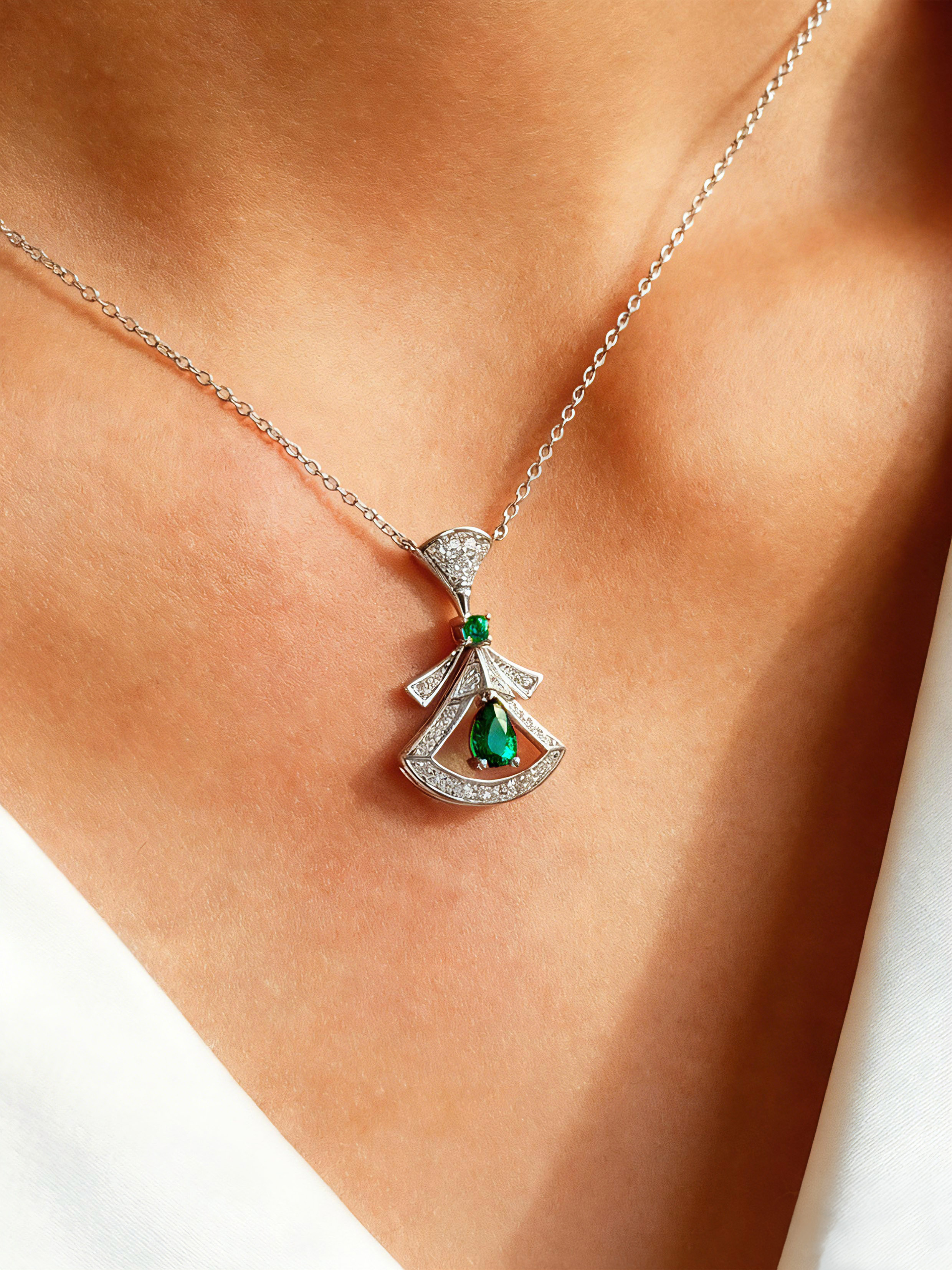 Pear-shaped Cut Emerald Necklace -  Spirited Tree