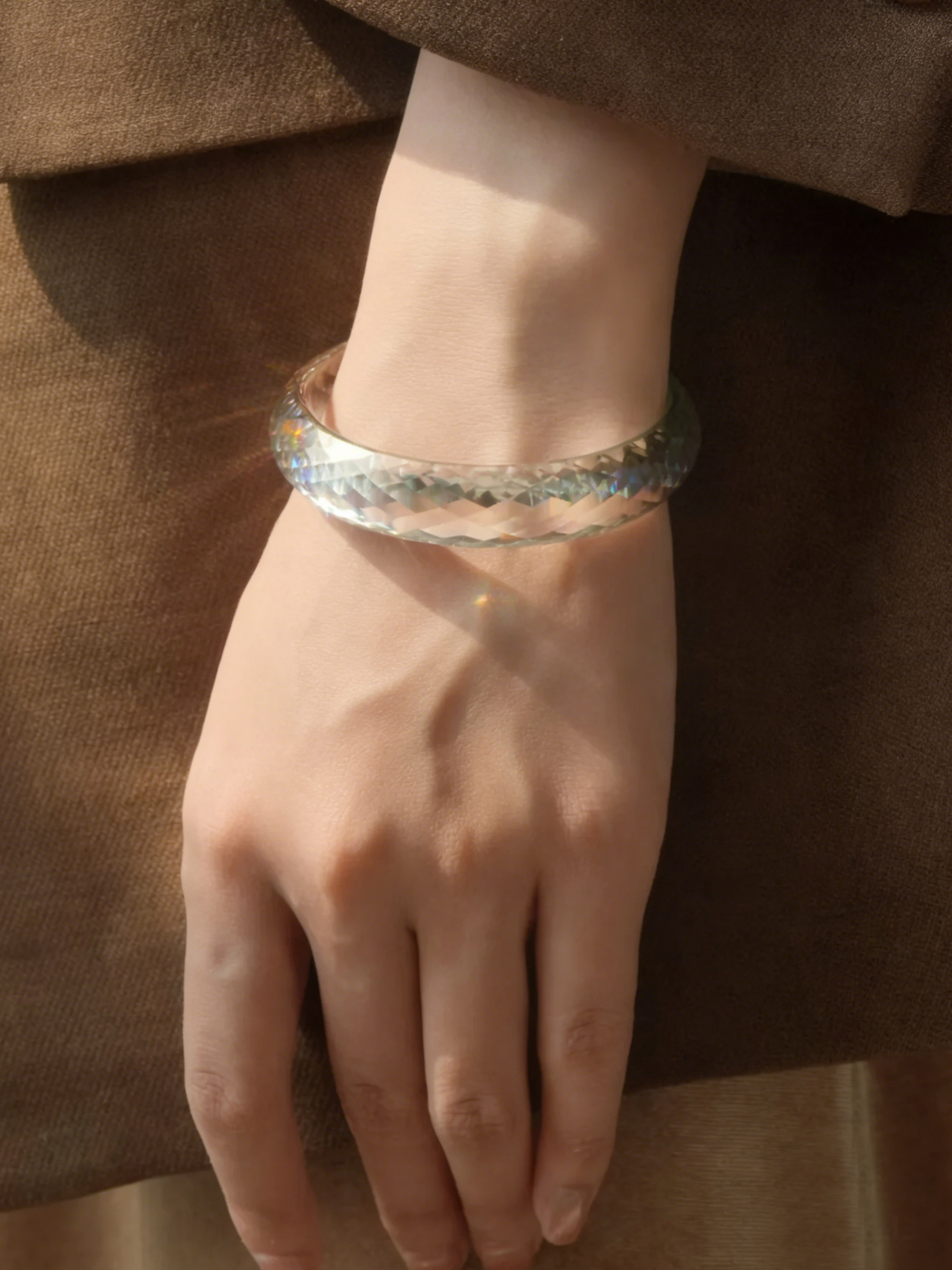 360-Degree Faceted Moissanite Bangle - Luminara Weave