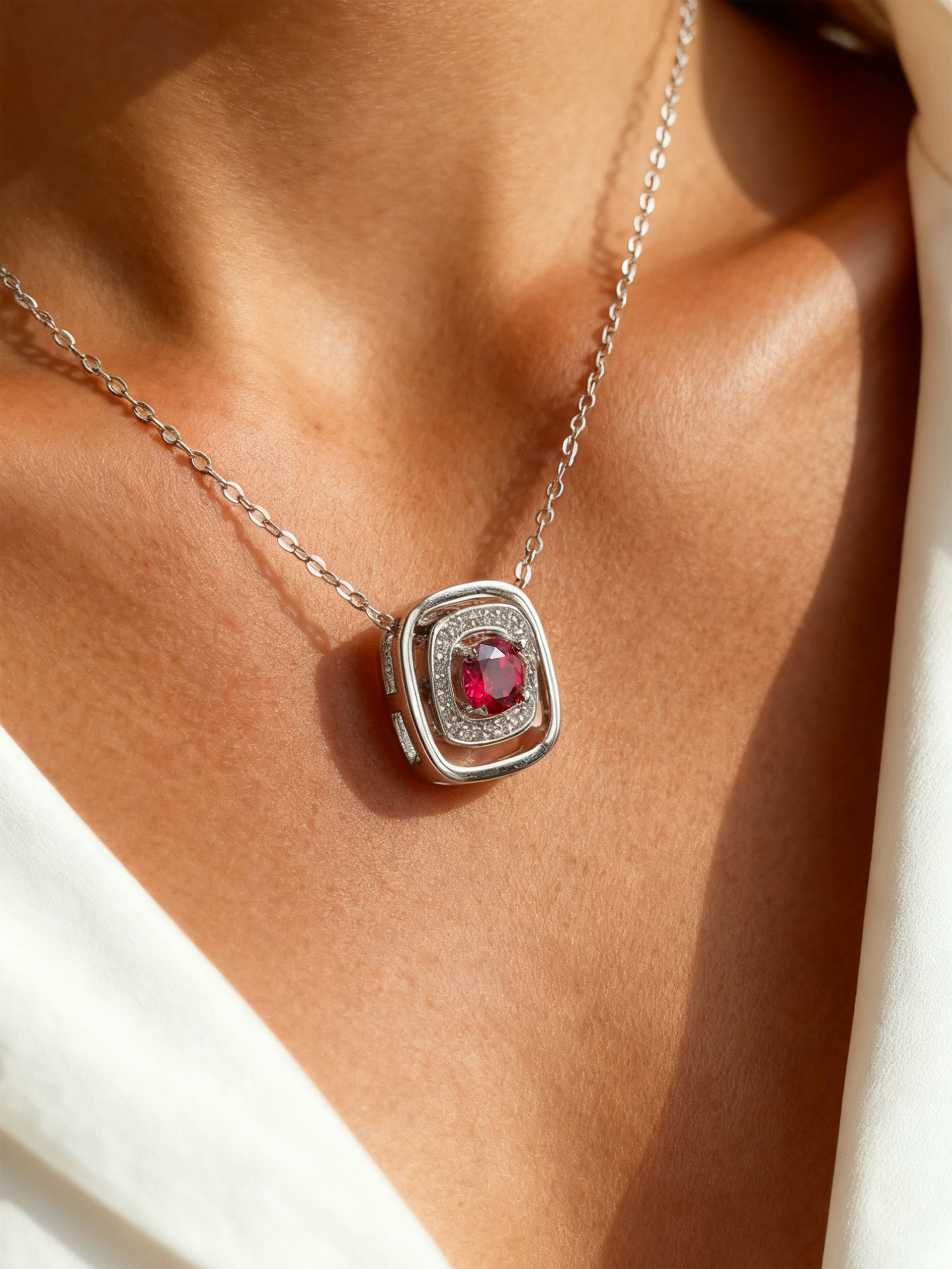 Round brilliant cut Ruby Necklace -  Cube Blaze