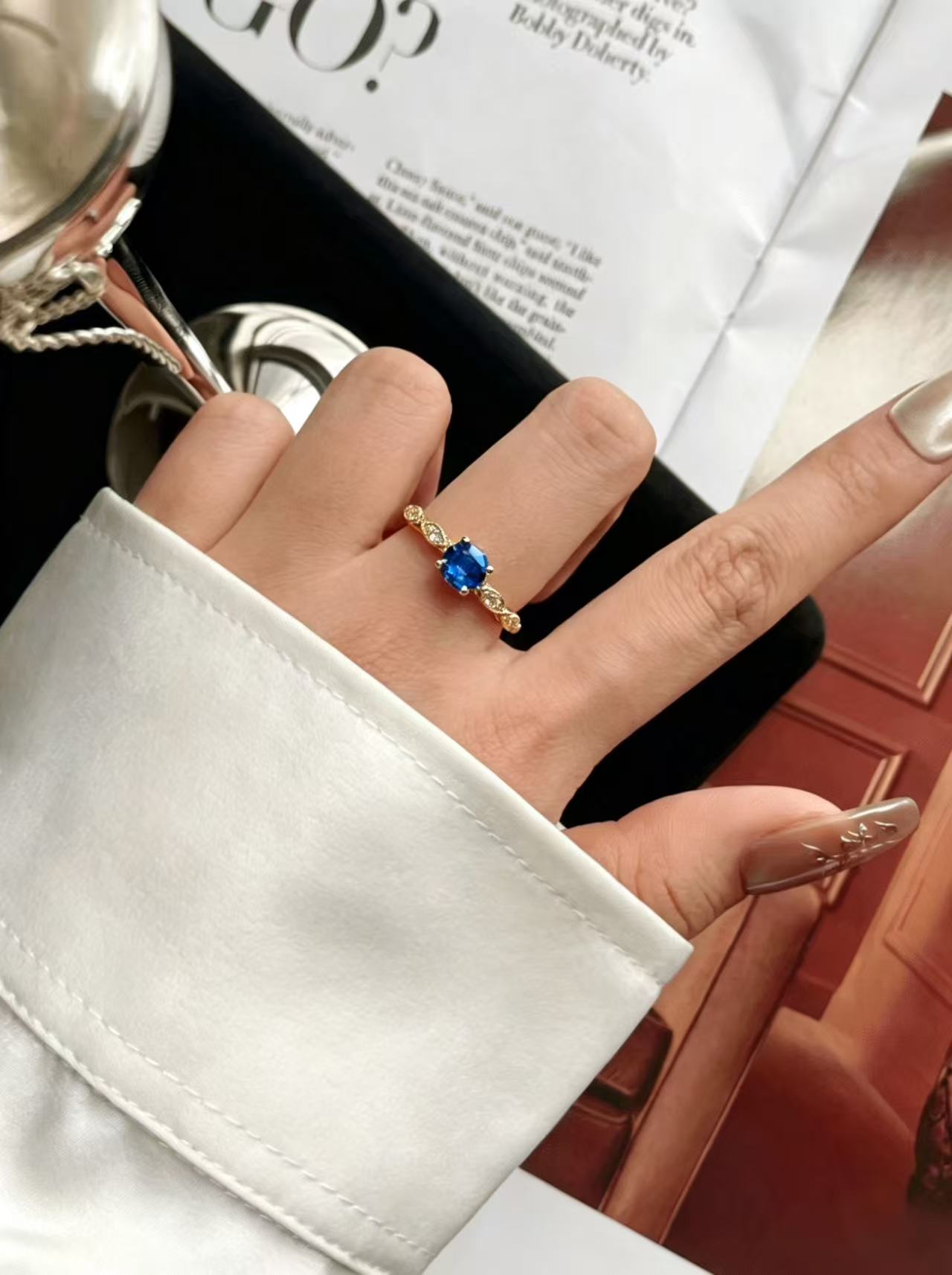 Round Brilliant Cut Sapphire Ring - Floral Elegance
