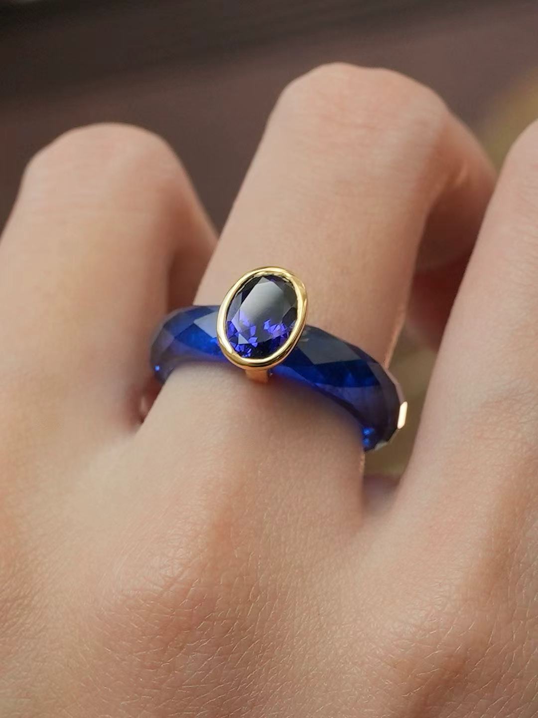 PRO 360-Degree Faceted Ryoal Sapphire Ring