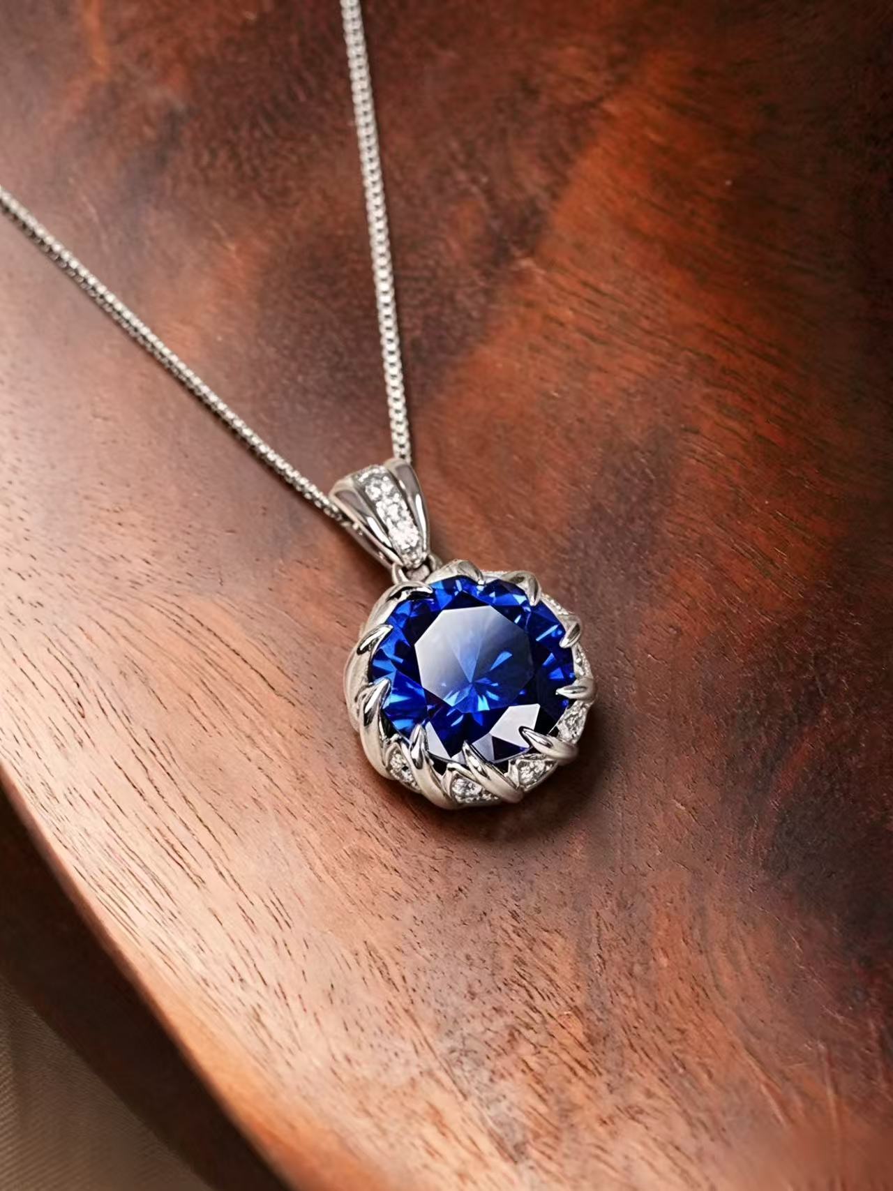 Round Brilliant Cut Sapphire Necklace - Neptune’s Embrace