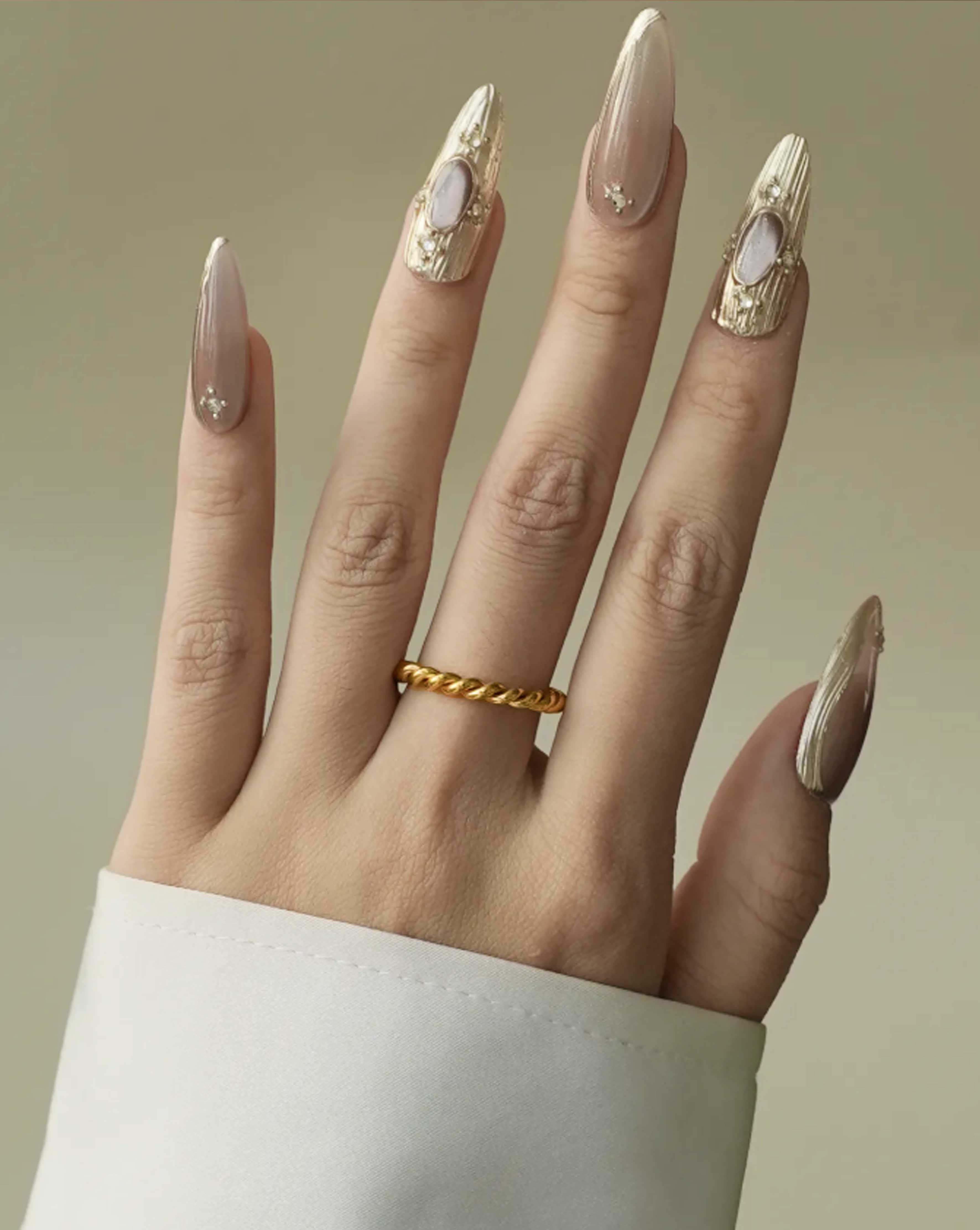 Twisted Metal Ring