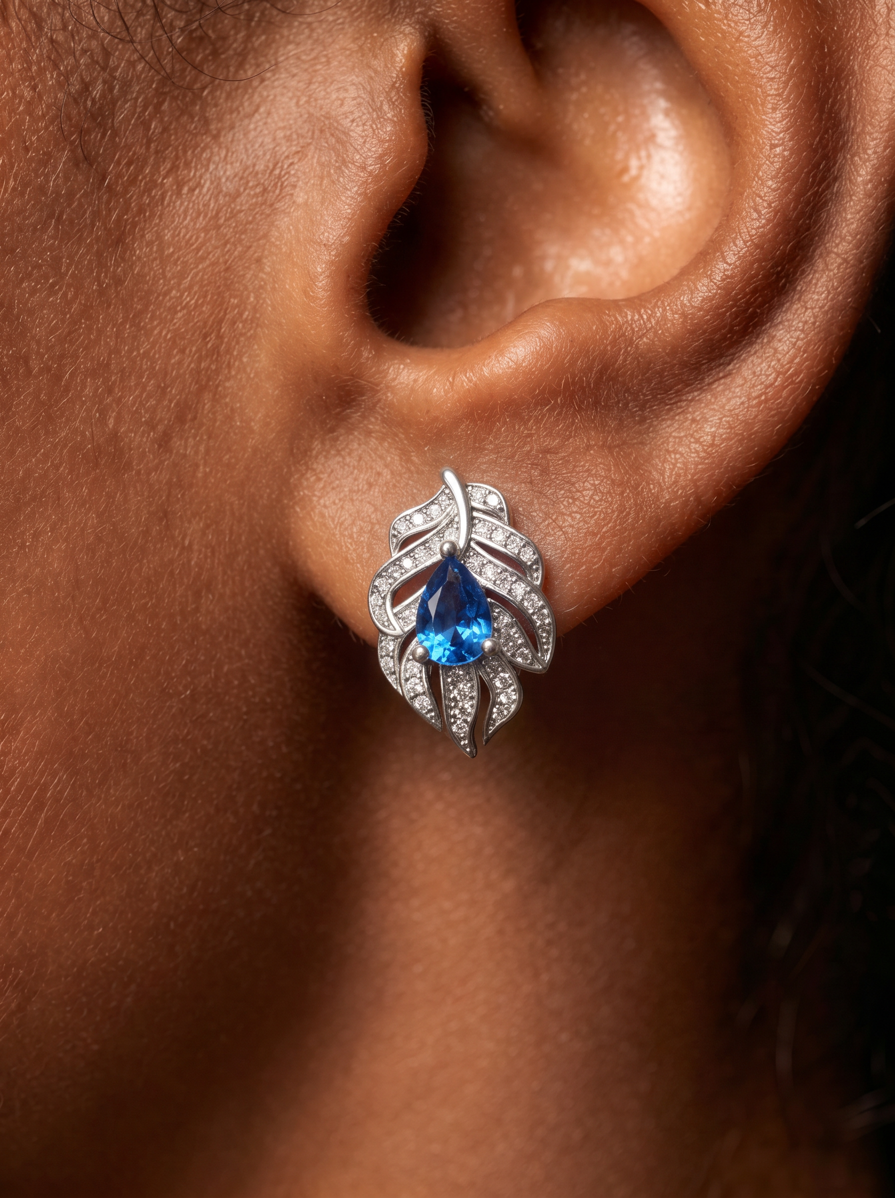 Pear Brilliant Cut Sapphire Earring - Leaf Azure