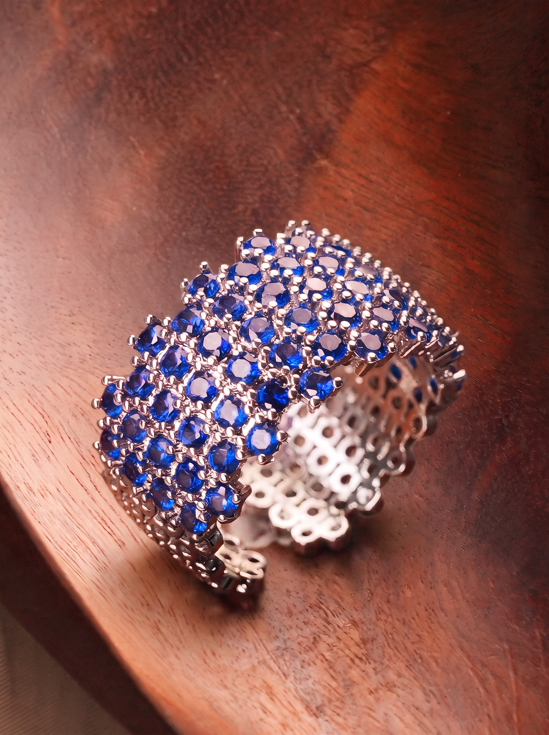 Round Brilliant Cut Ruby/Sapphire Ring - Astral Weave