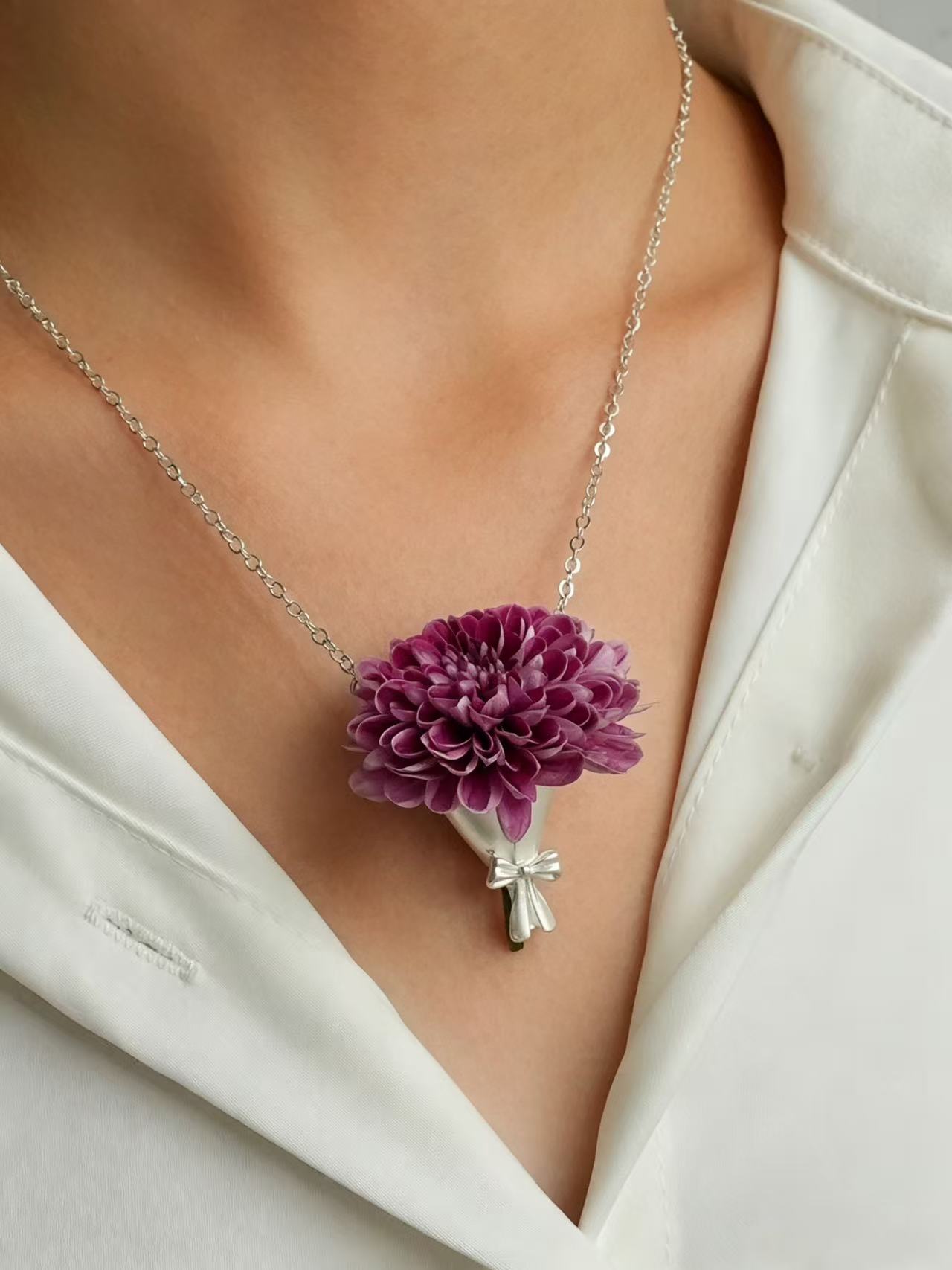 Plated Silver Necklace - Pocket Posy