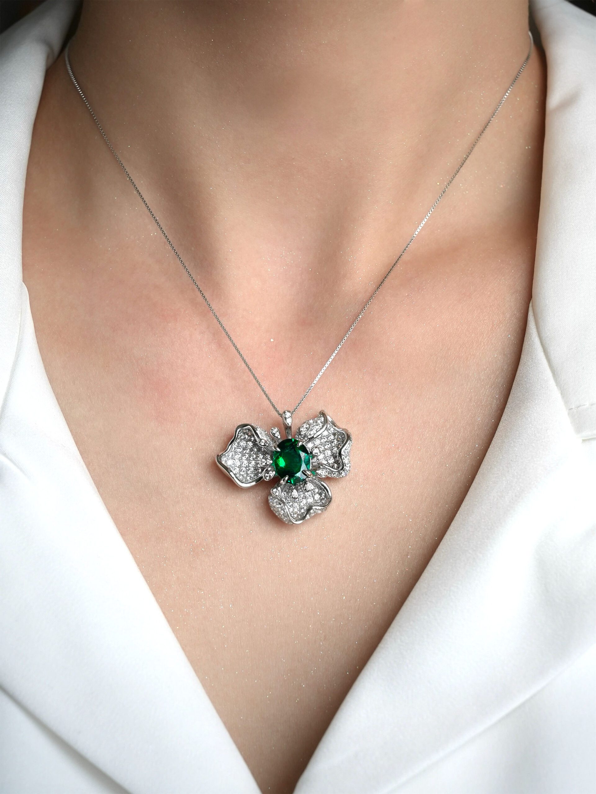 rhyme Floral Necklace