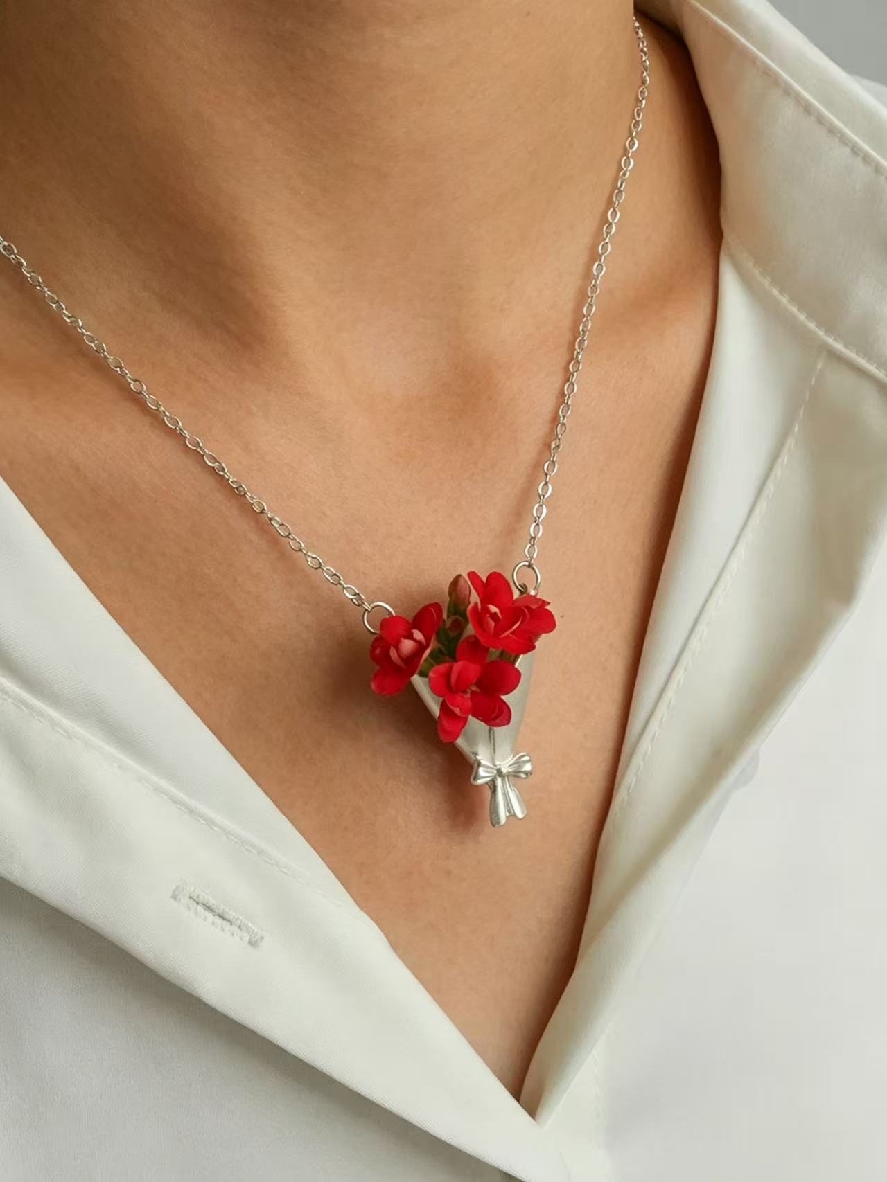 Plated Silver Necklace - Pocket Posy