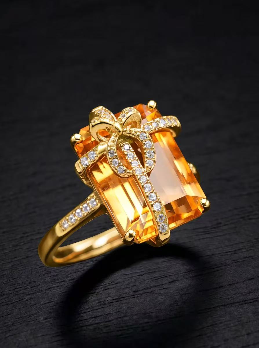 Citrine-Emerald Brilliant Cut Ring-Golden Hour