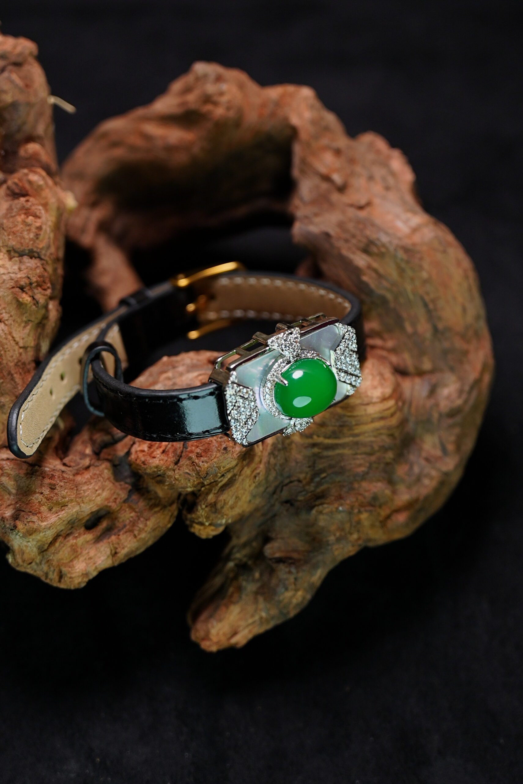 OnyxEmerald Timeless