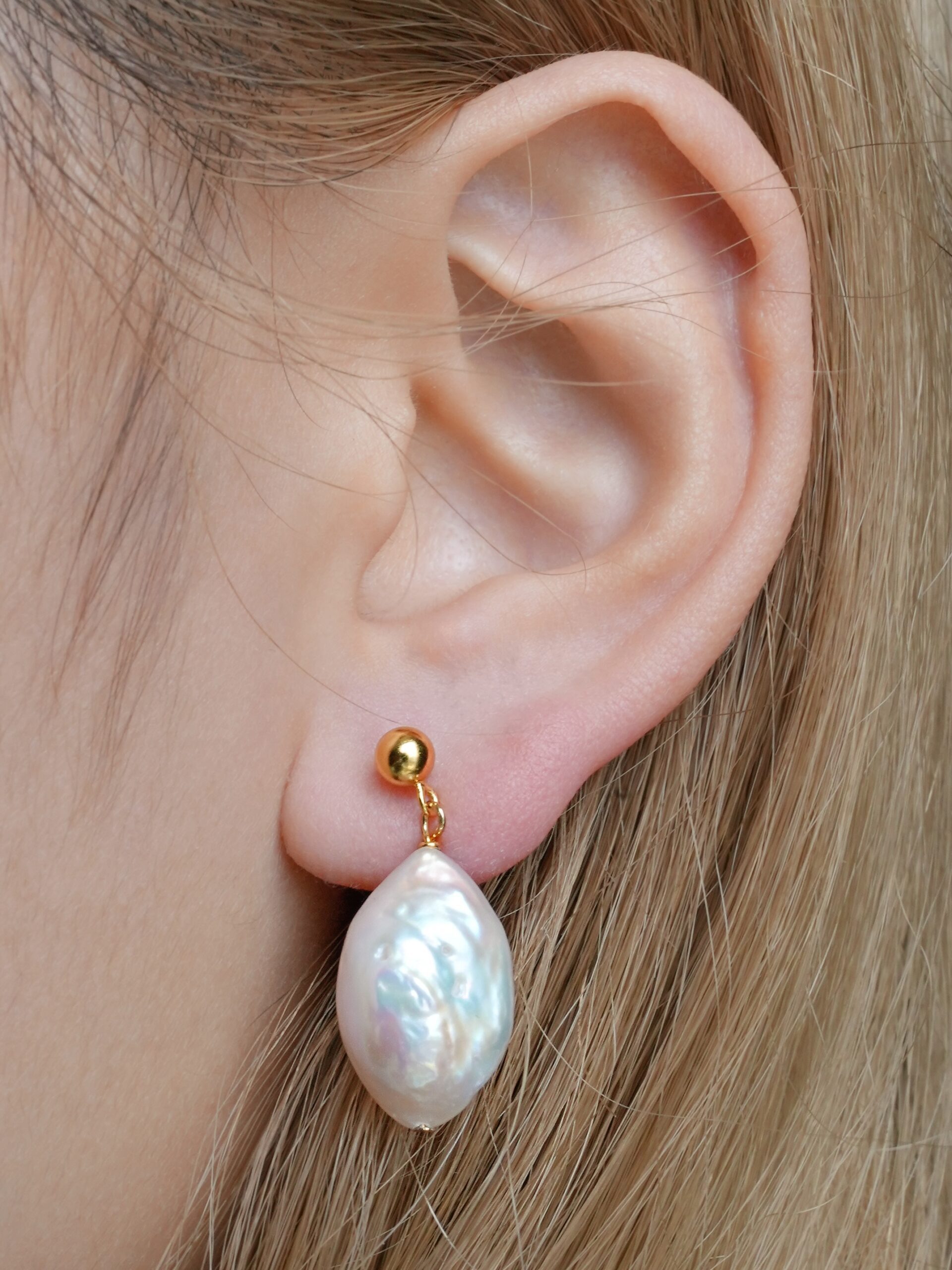 Baroque Pearl Earrings