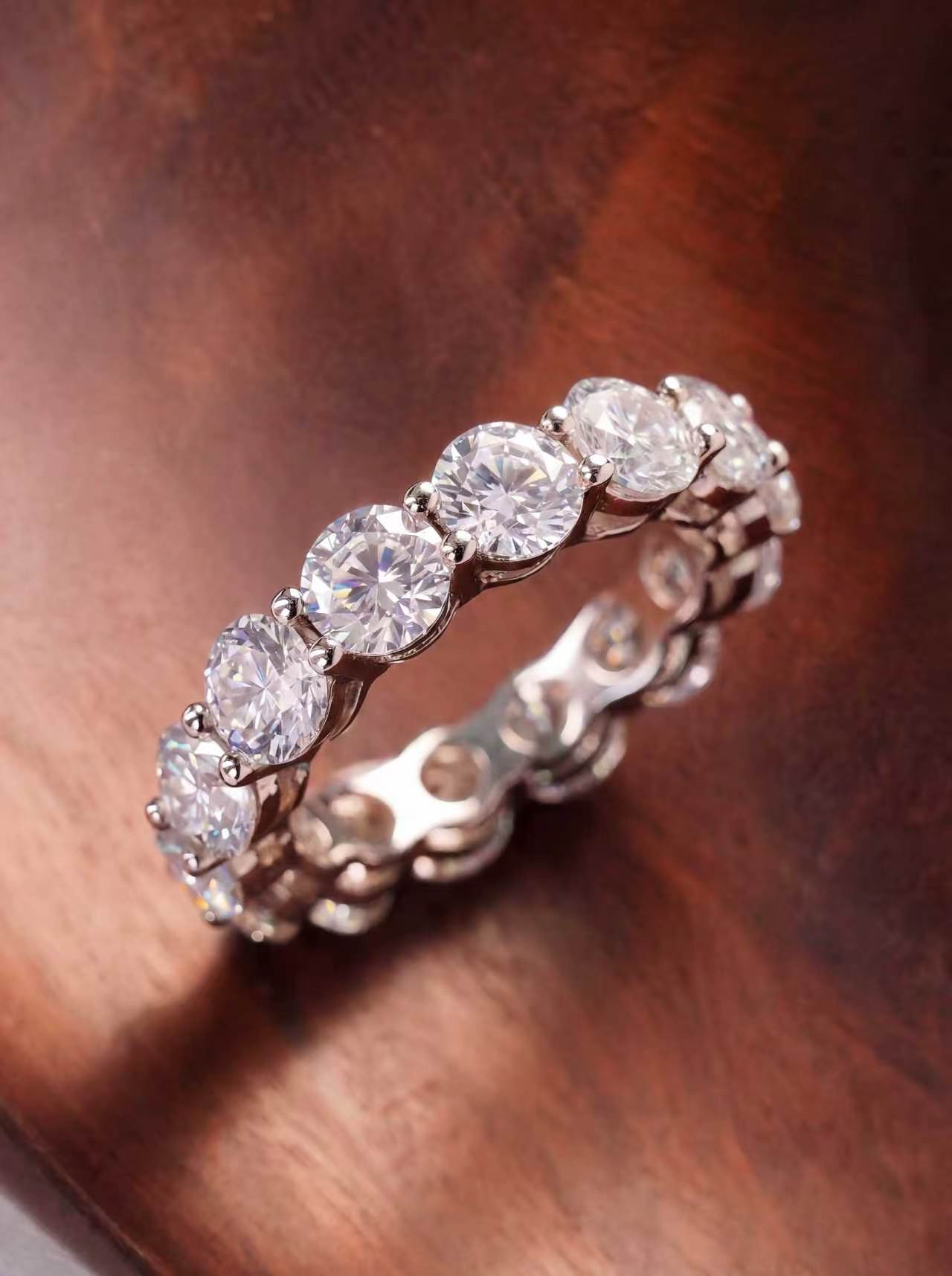 Round Brilliant Cut Moissanite Ring -  Divine Luster