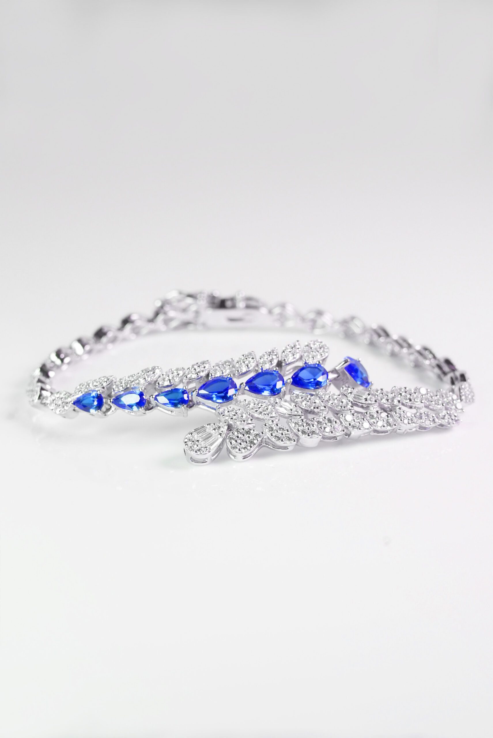 The radiance of the stars - Sapphire