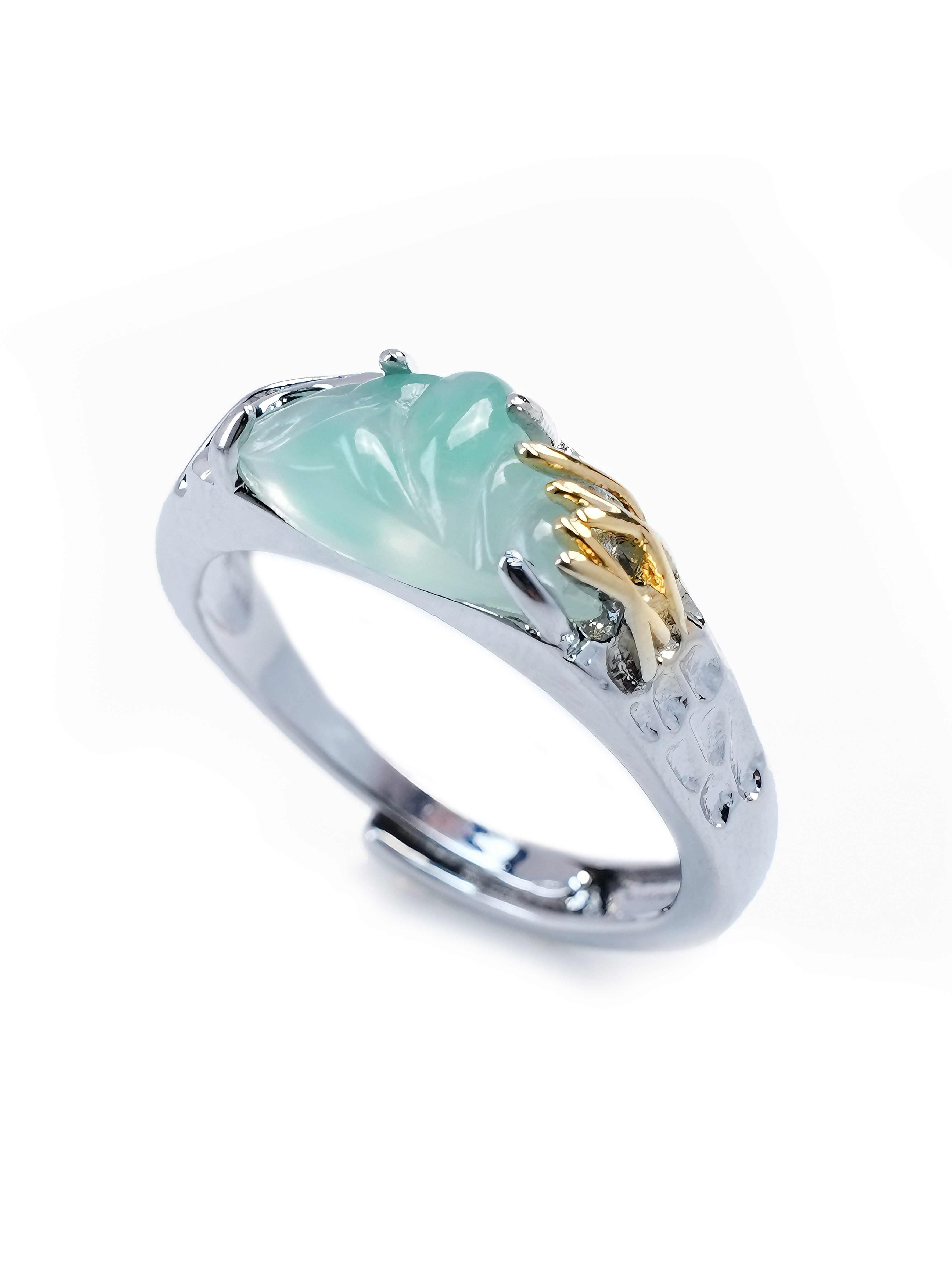 Chalcedony Ring - Reflection of Green Sprigs