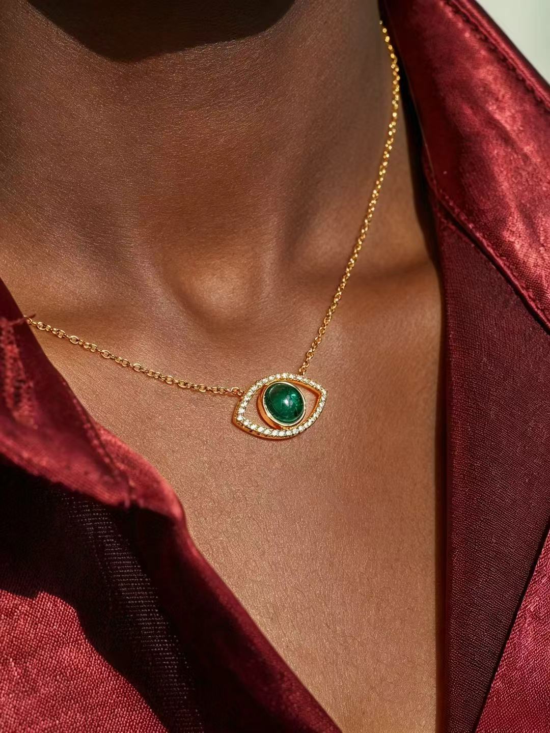 Round Brilliant Cut Emerald Necklace - Evil Eye Guardian