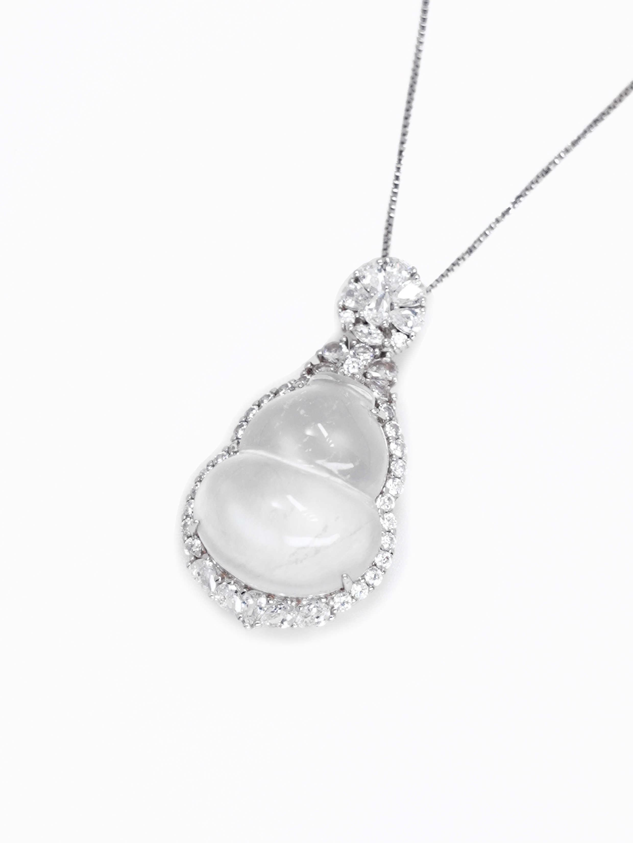 Exquisite Albite Jade Necklace - Chalcedony