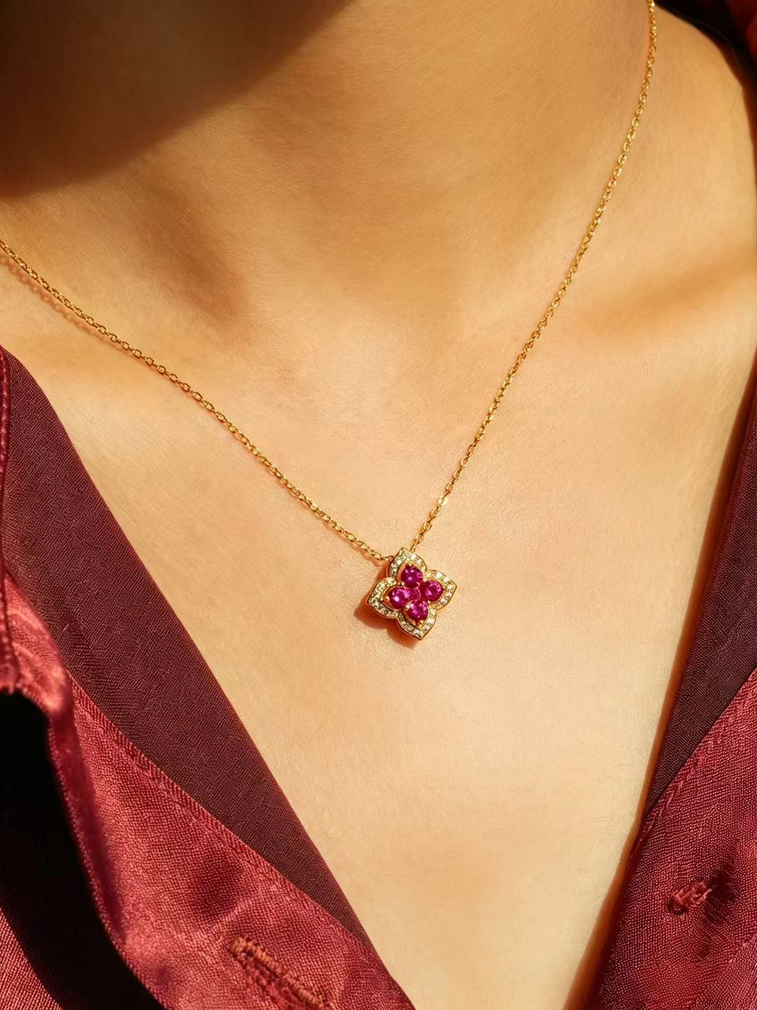 Round Brilliant Cut Ruby Necklace - Lumina Flora