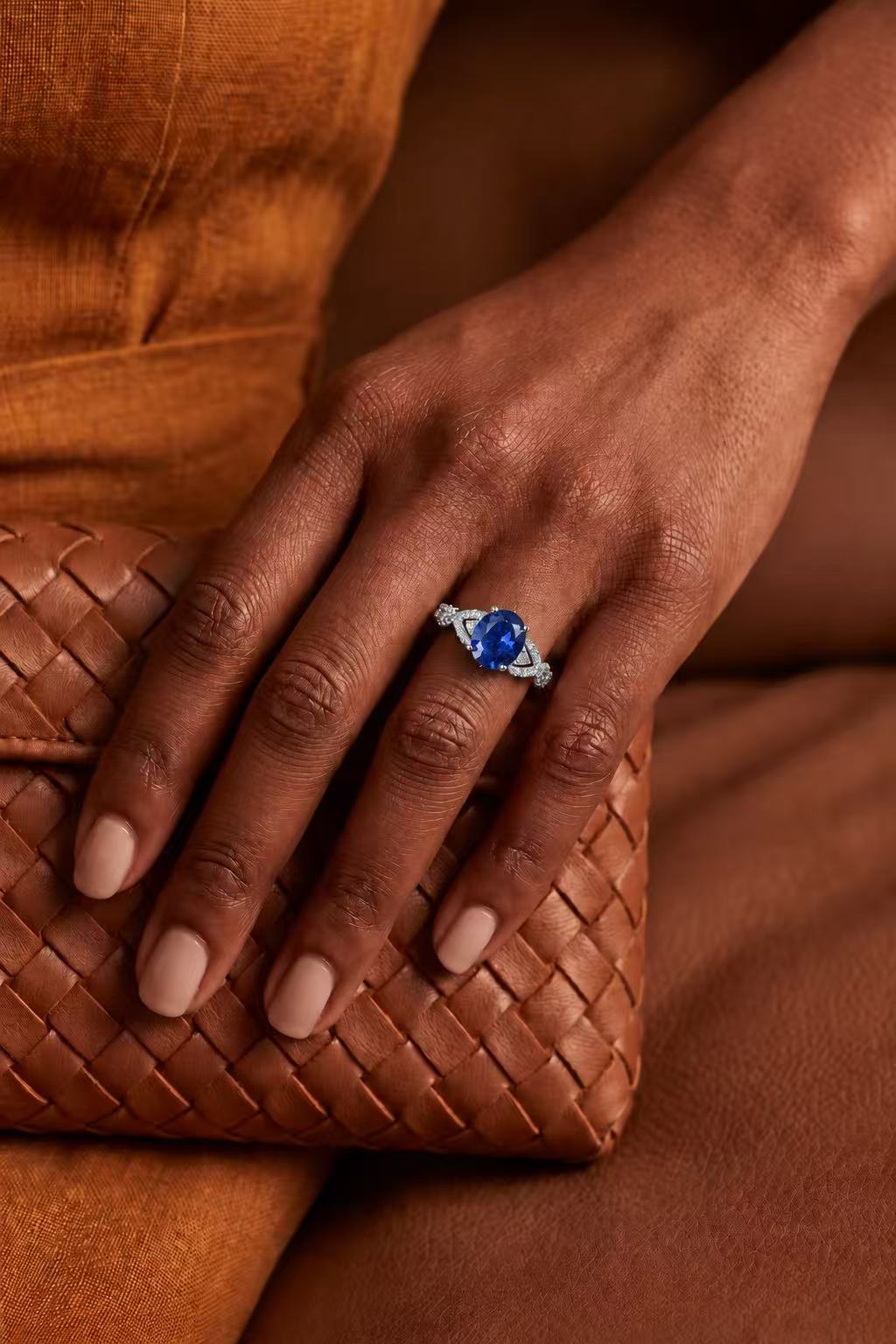 Oval Brilliant Cut Ruby/Sapphire Ring - Gleam Vine
