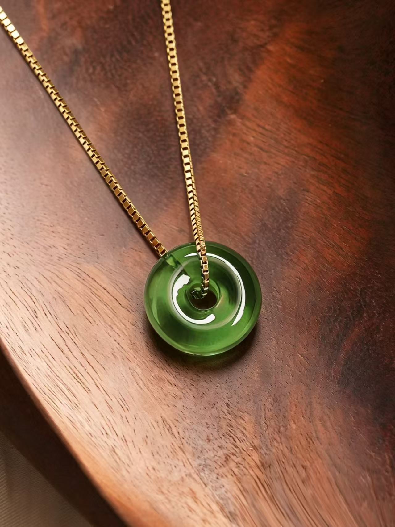Circle of Wholeness - Green Sapphire