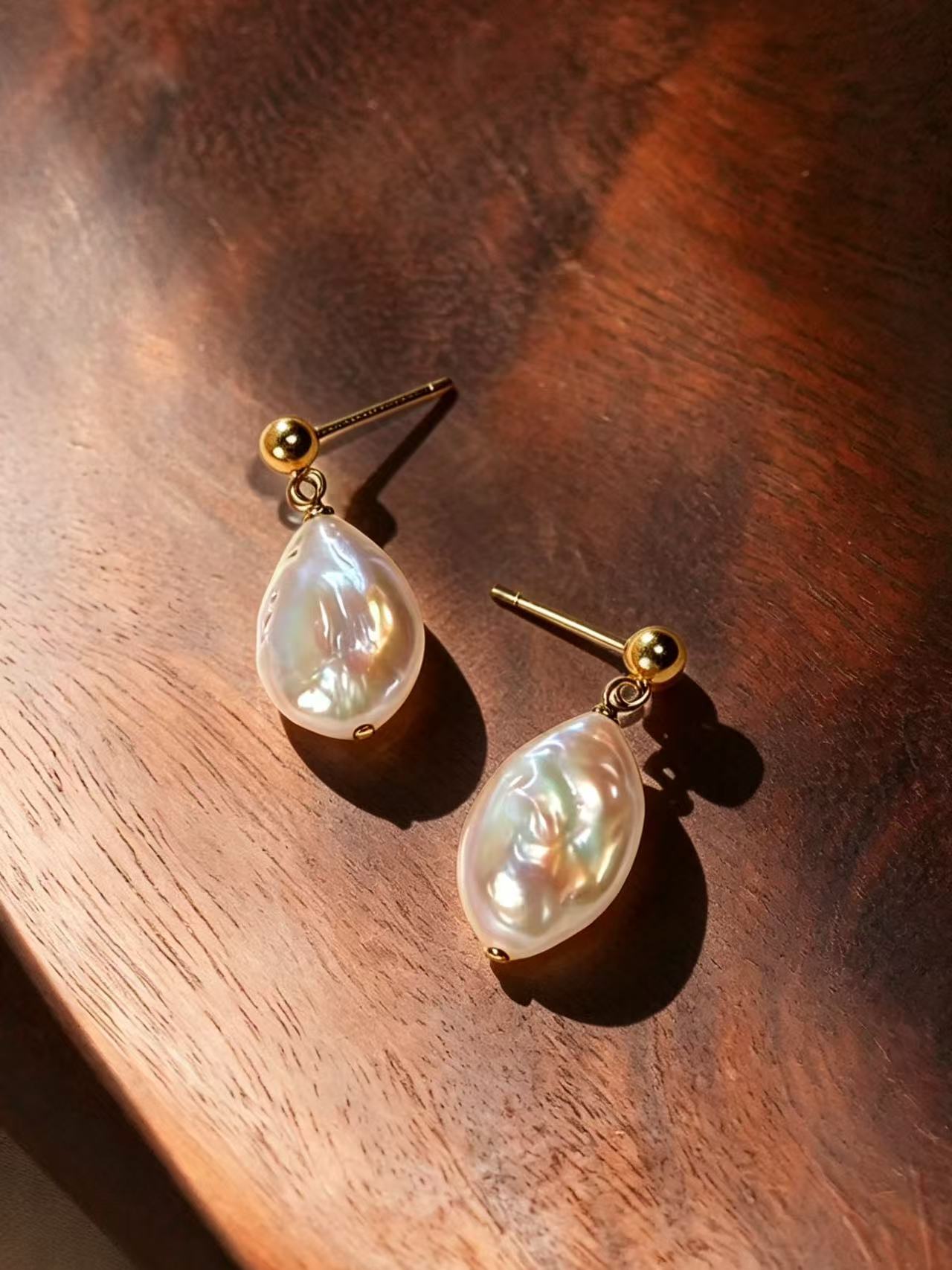 Pearl Earring - Baroque