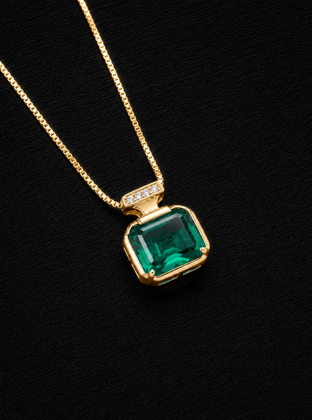  Emerald Brilliant Cut Emerald Necklace-Scented Radiant