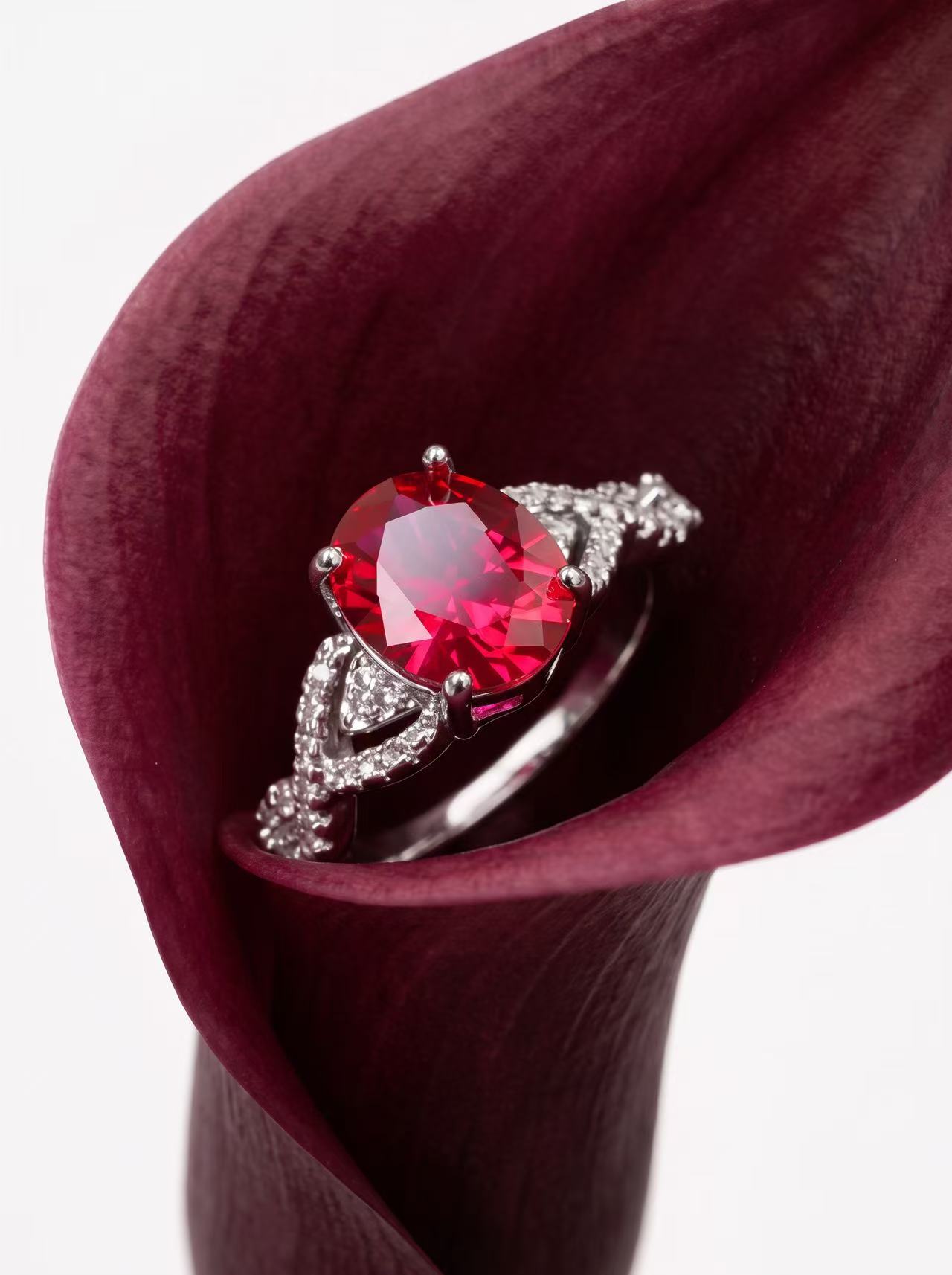 Ruby/Sapphire-Oval Brilliant Cut Ring-Gleam Vine