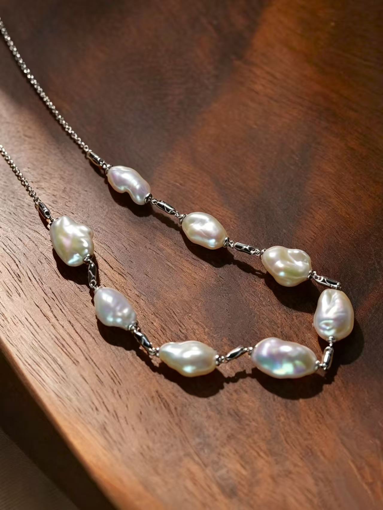 Pearl Necklace - Baroque Radiance