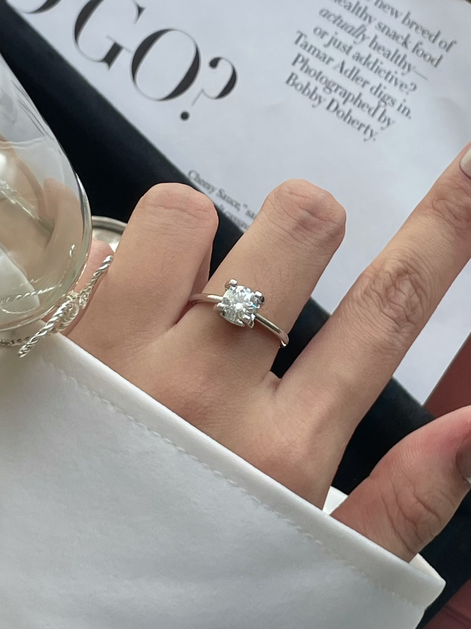 Luminous - Moissanite