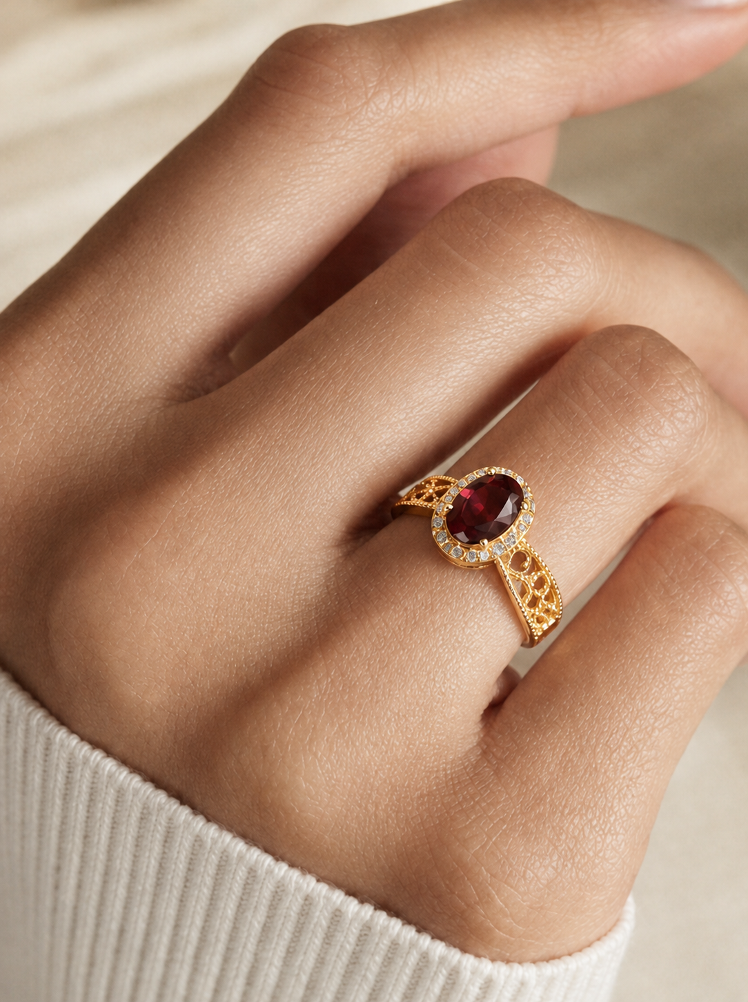 Garnet-Oval Brilliant Cut Ring-Gilded Filigree