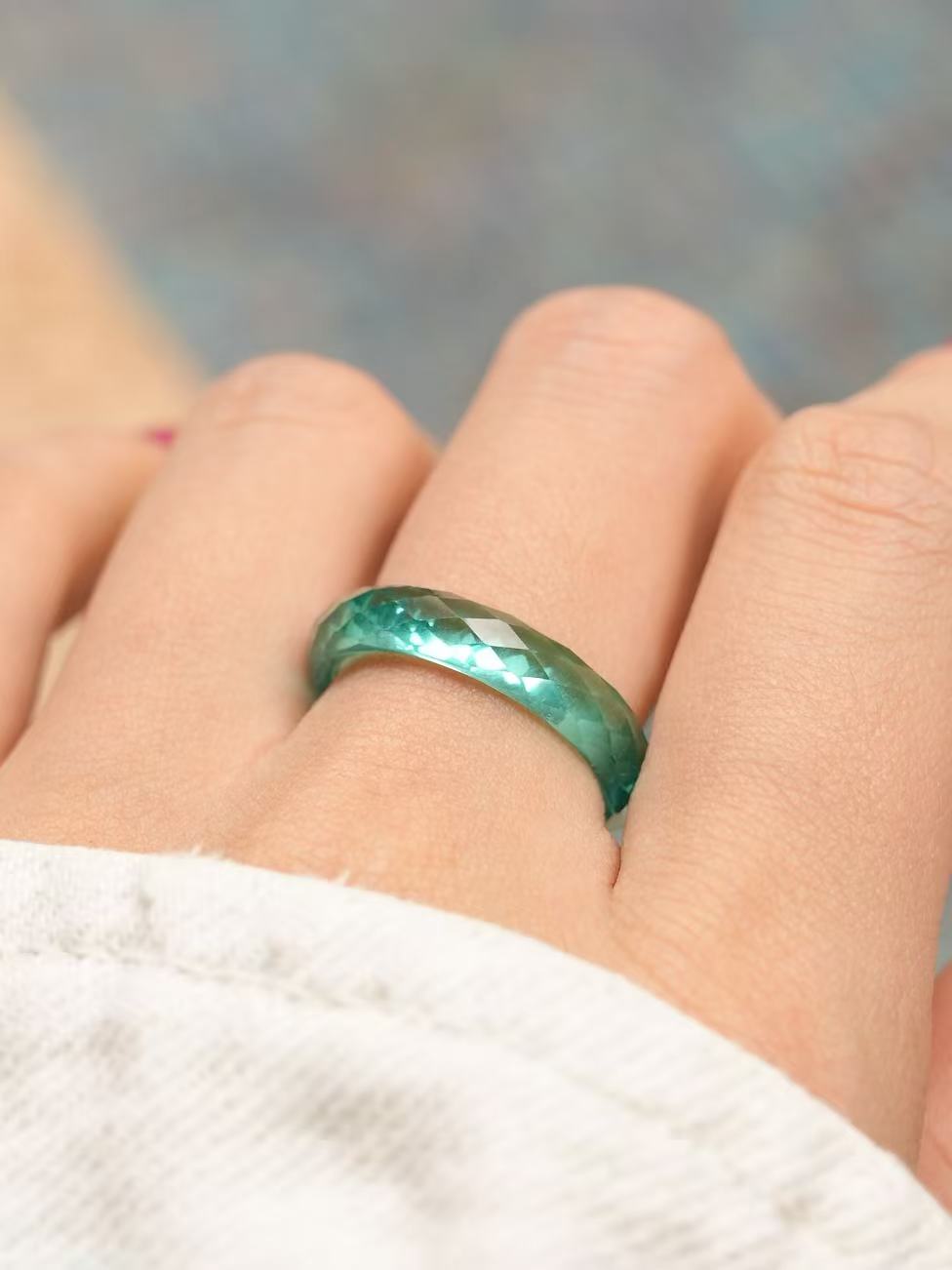 360-Degree Faceted Paraíba Ring