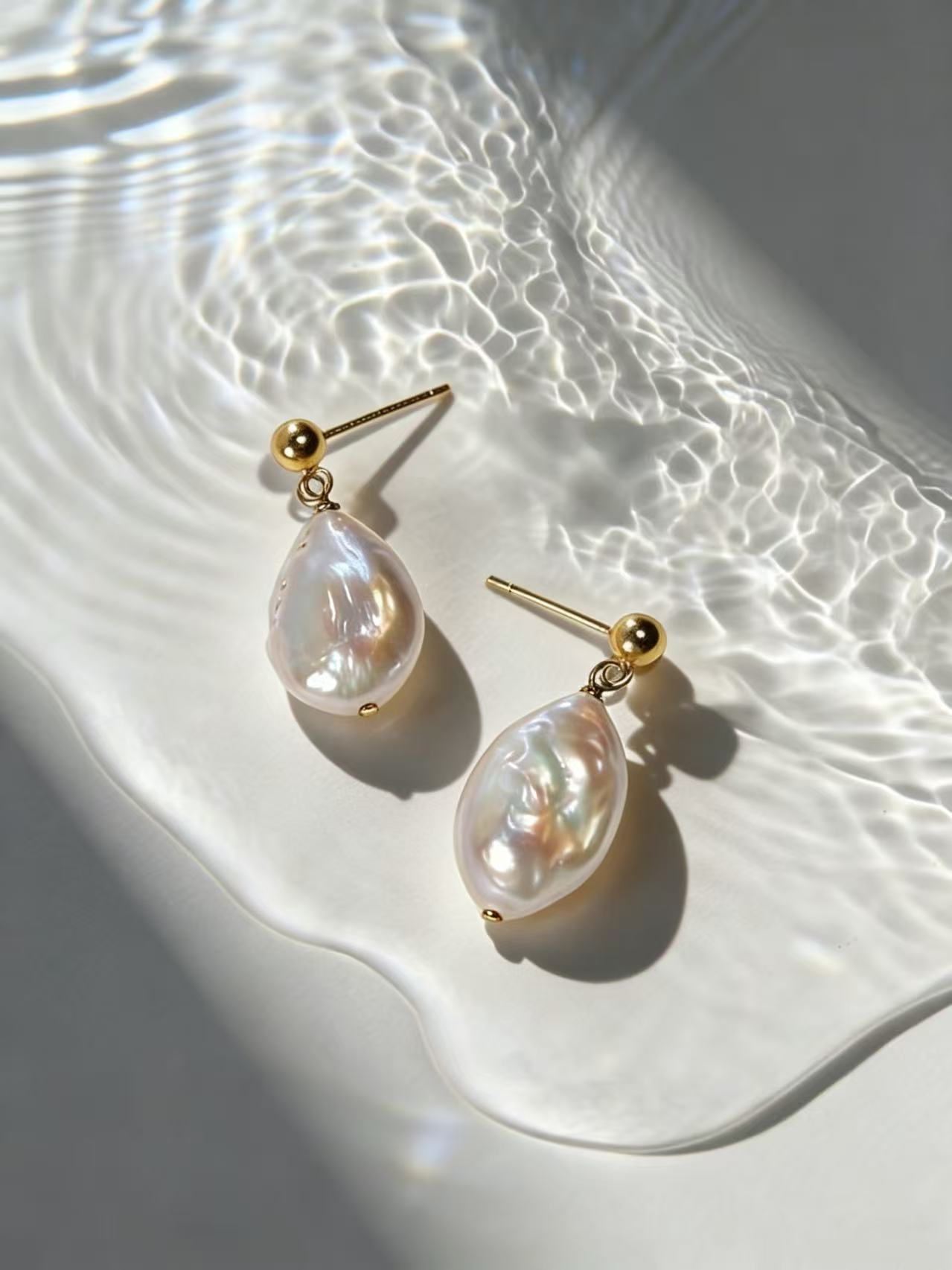 Pearl Earring - Baroque