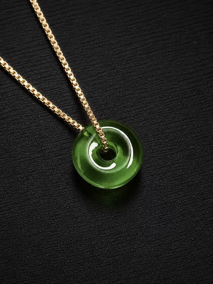 Green Sapphire- Circle of Wholeness 