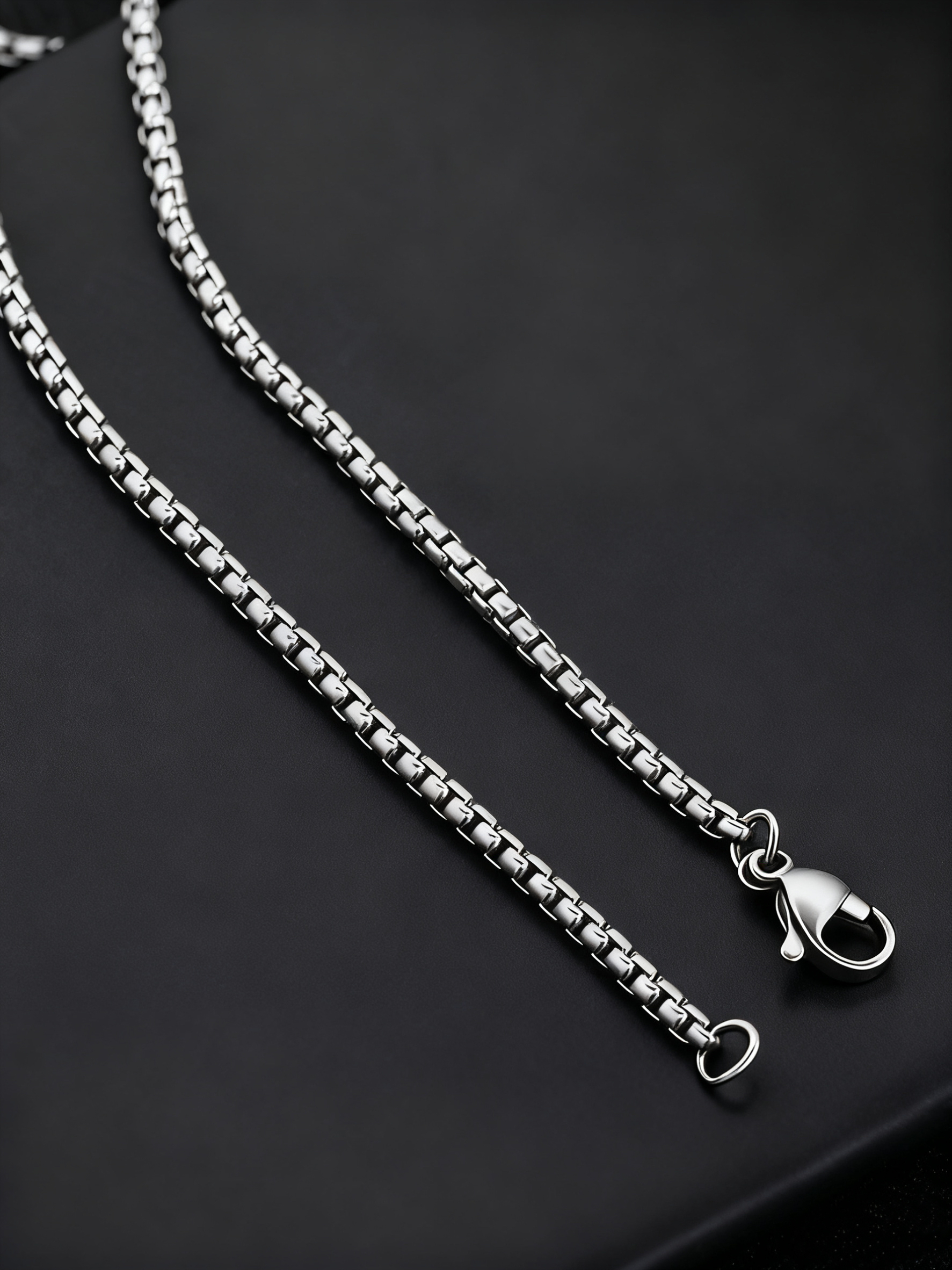 Charismatic Link Chain