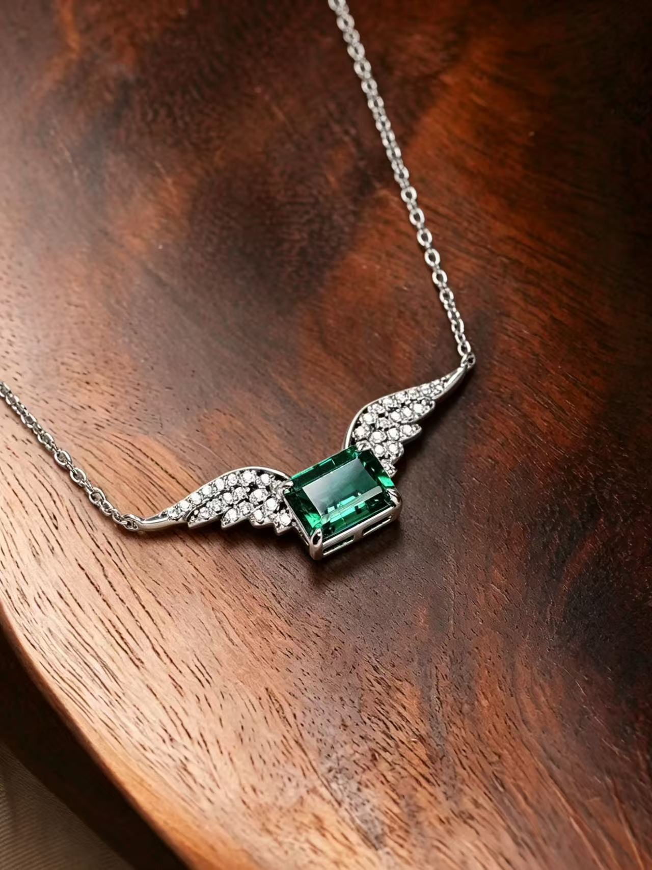 Emerald Brilliant Cut Emerald Necklace - Emerald Wings 