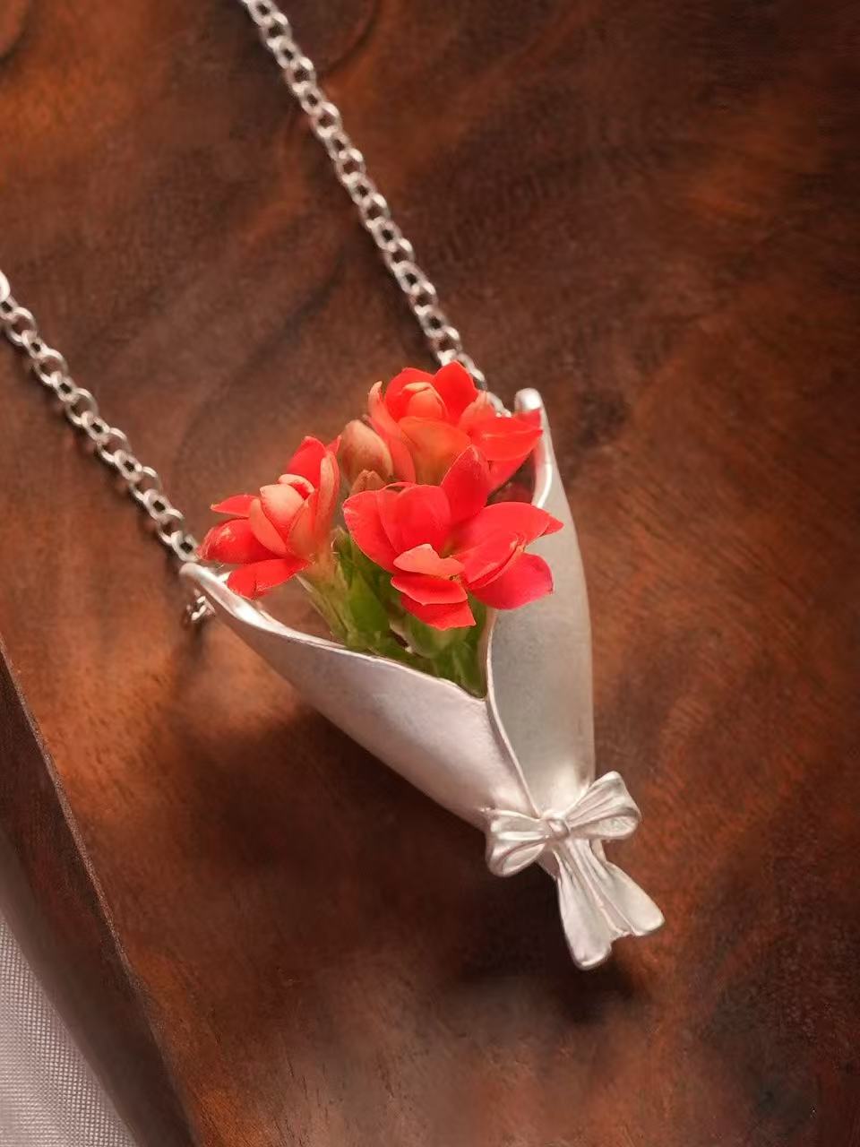 Plated Silver Necklace - Pocket Posy