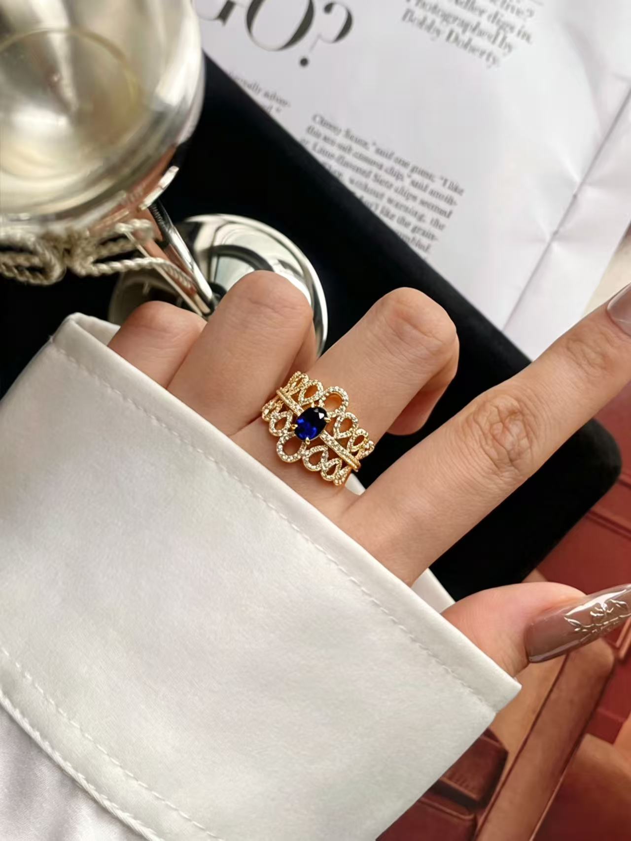 Oval Brilliant Cut Sapphire Ring - Stellaris