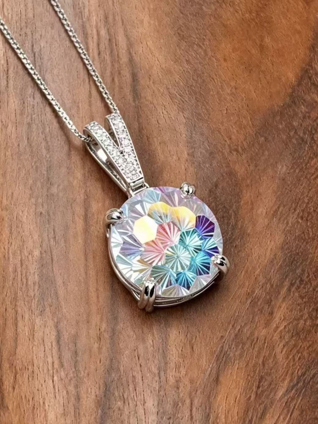  Fireworks Cut Phantom Cubic Zirconia Necklace - Color Stars
