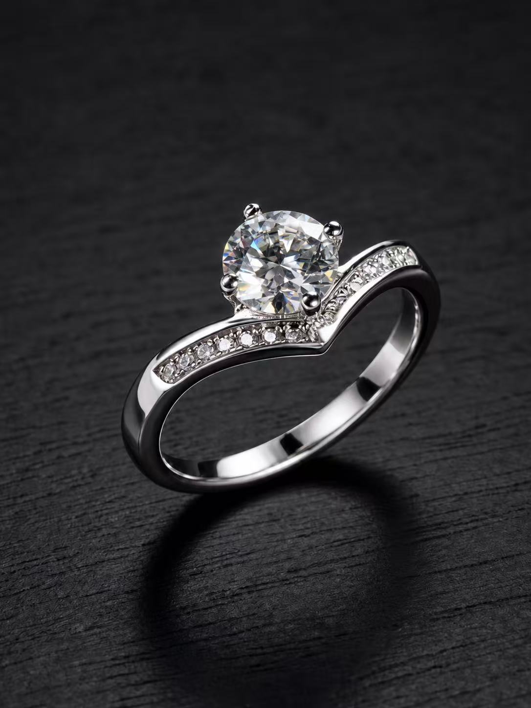 Moissanite-Round Brilliant Cut Ring-Eternal Spark