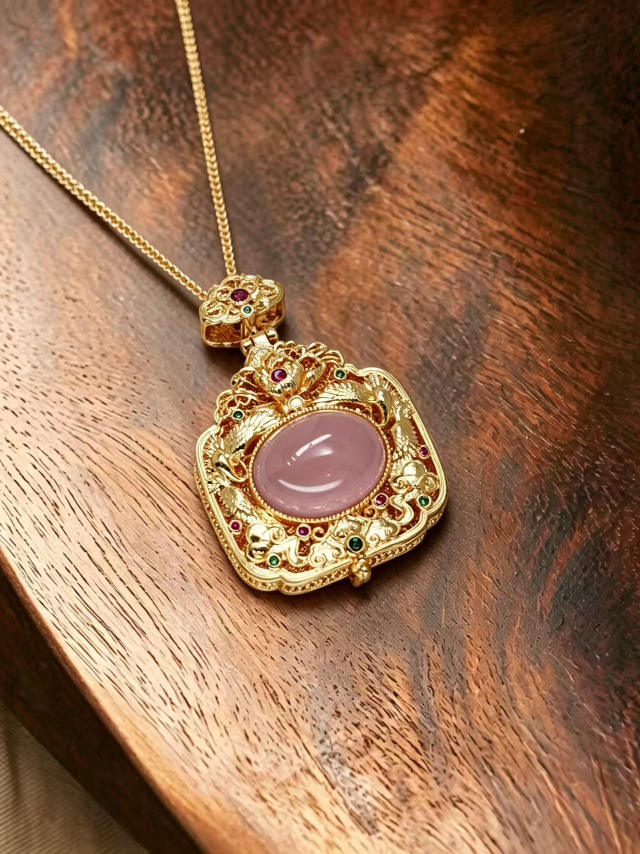 Chalcedony Necklace - Chalcedony