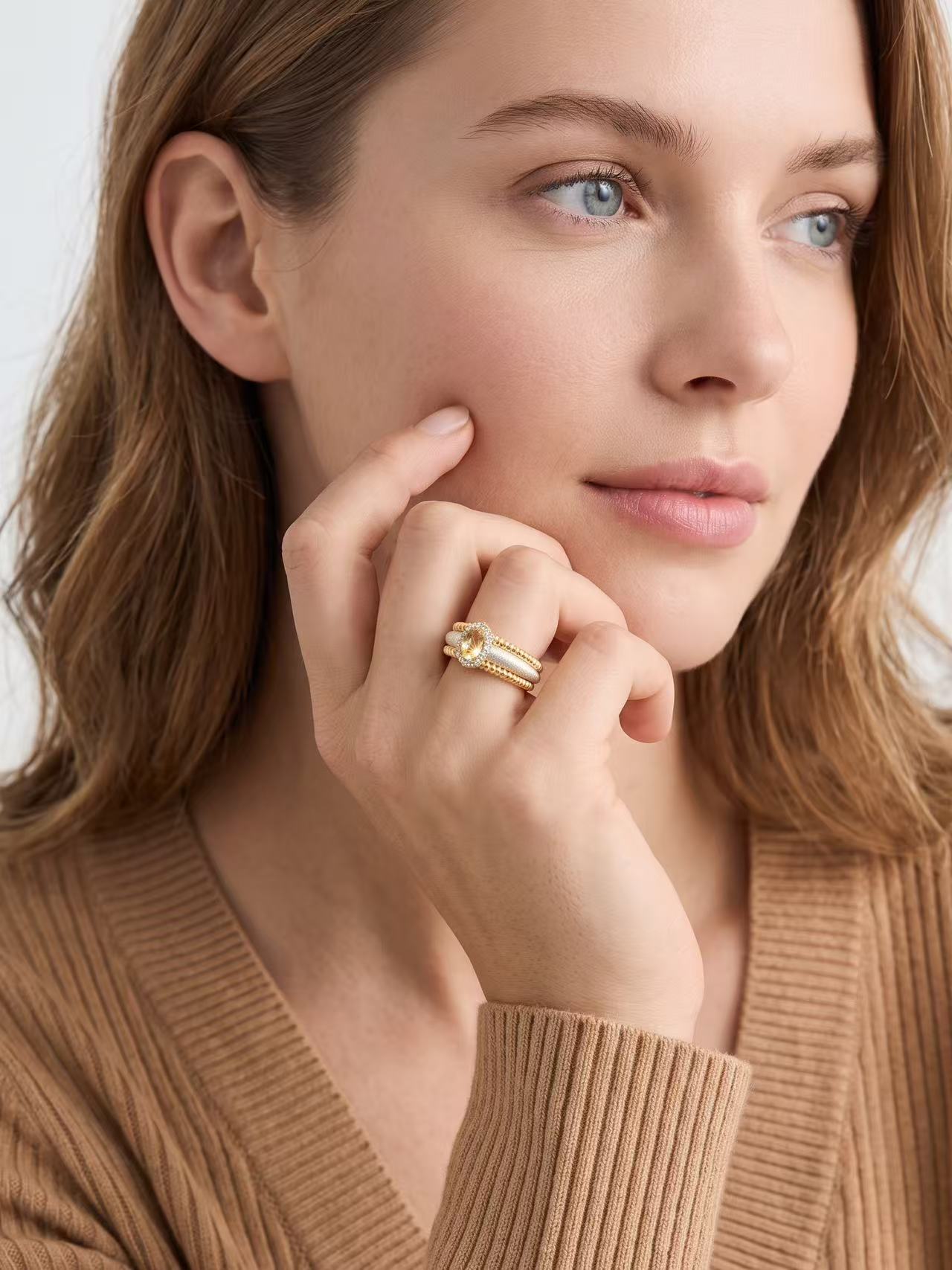 Oval Brilliant Cut Citrine - Woven Light