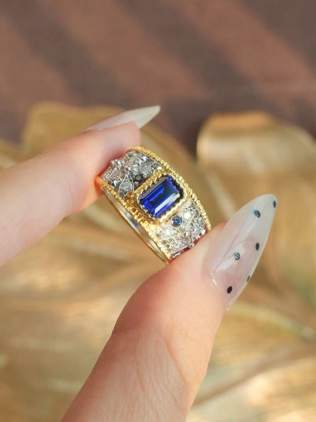 Emerald Brilliant Cut Sapphire Ring - Royal Weave