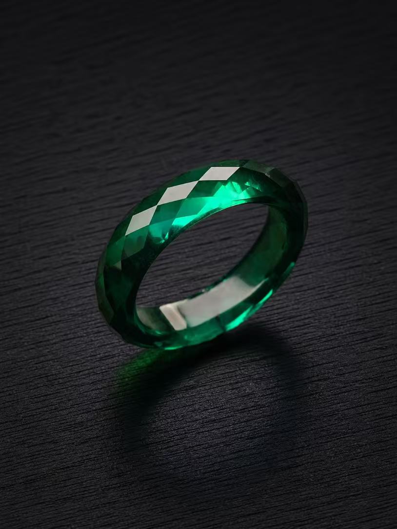 Emerald-360-Degree Faceted Ring