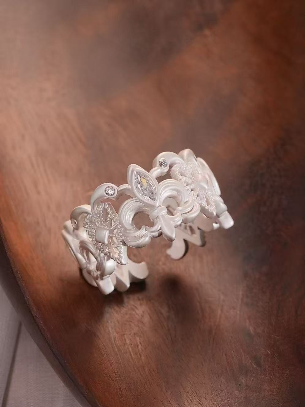 Iris Devotion Crown Ring
