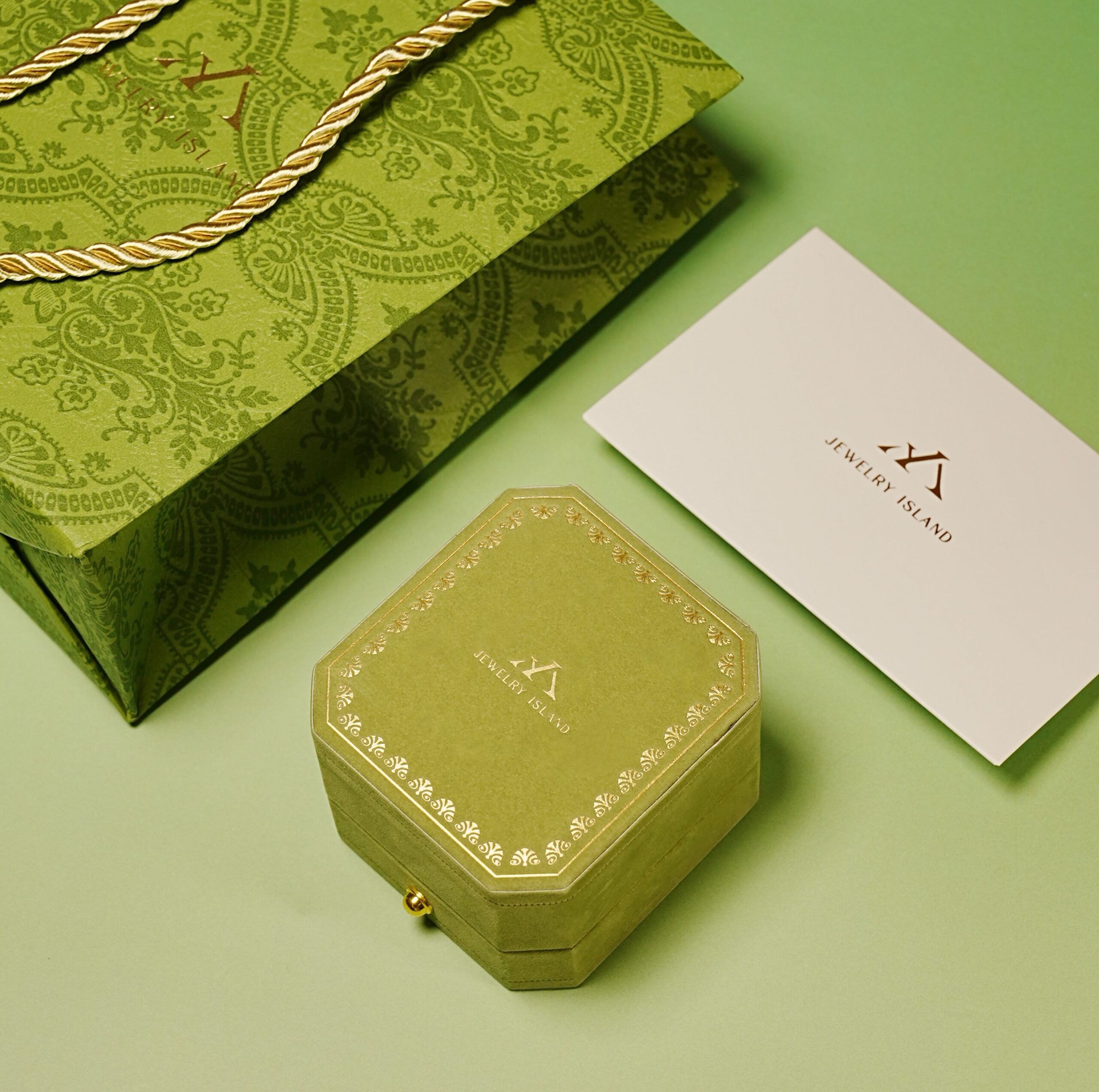 Galaxy Halo Bracelet - Moissanite