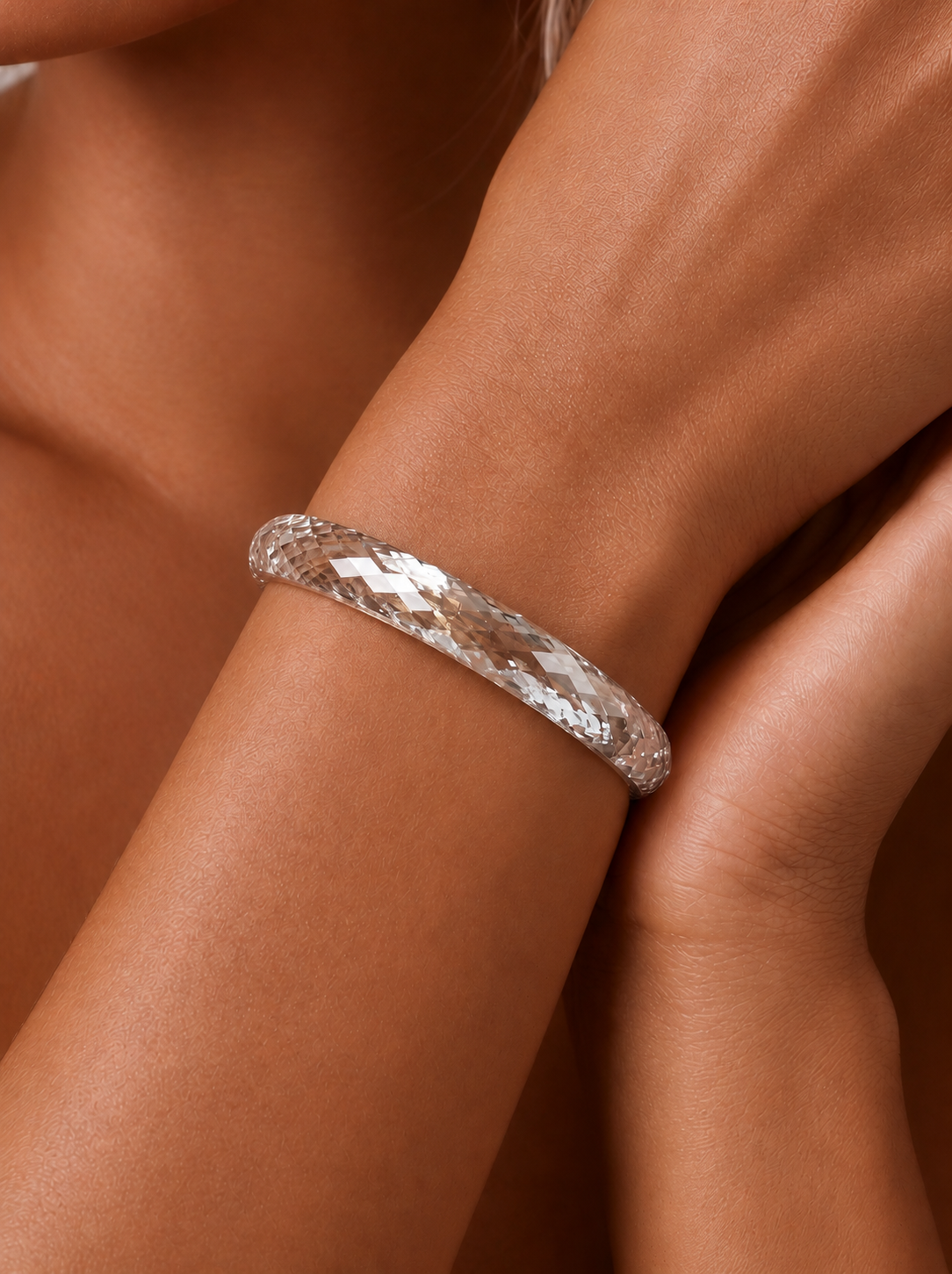 360-Degree Faceted Moissanite Bangle - Moonlight White