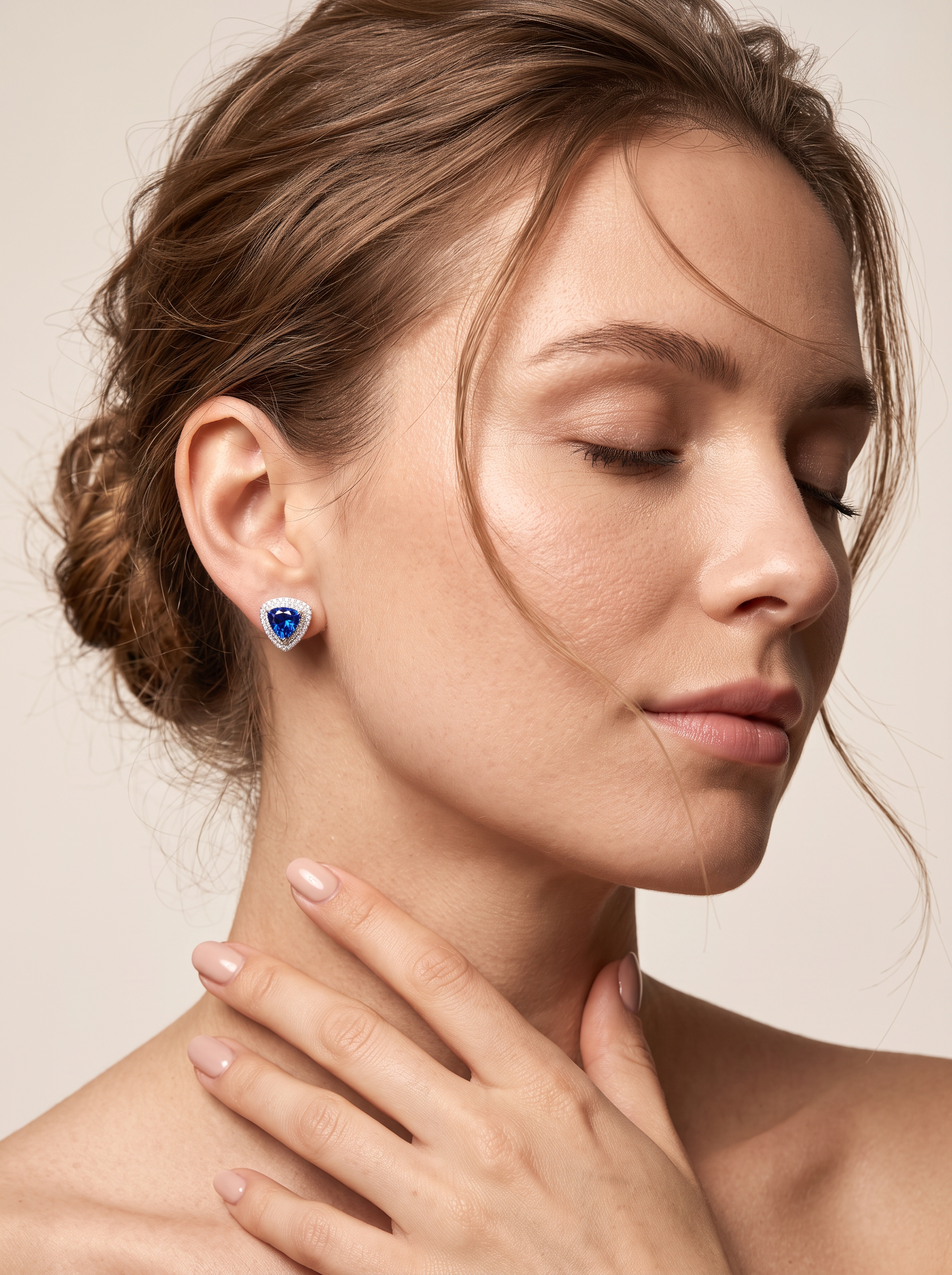 Trilliant Brilliant Cut Sapphire/Ruby Earring - Trigon Azure