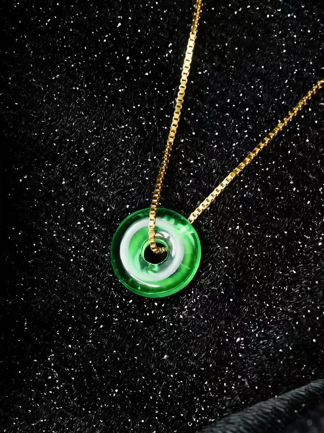 Circle of Wholeness - Tsavorite