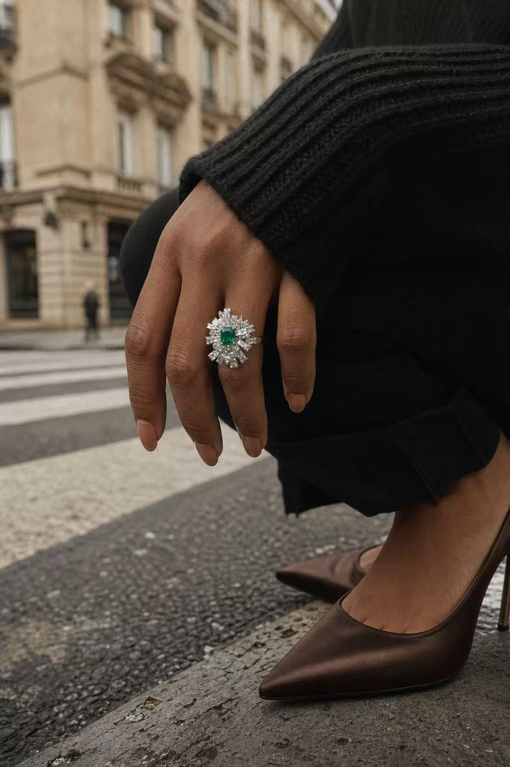 Emerald Brilliant Cut Emerald Ring - Green Glow Star Shine