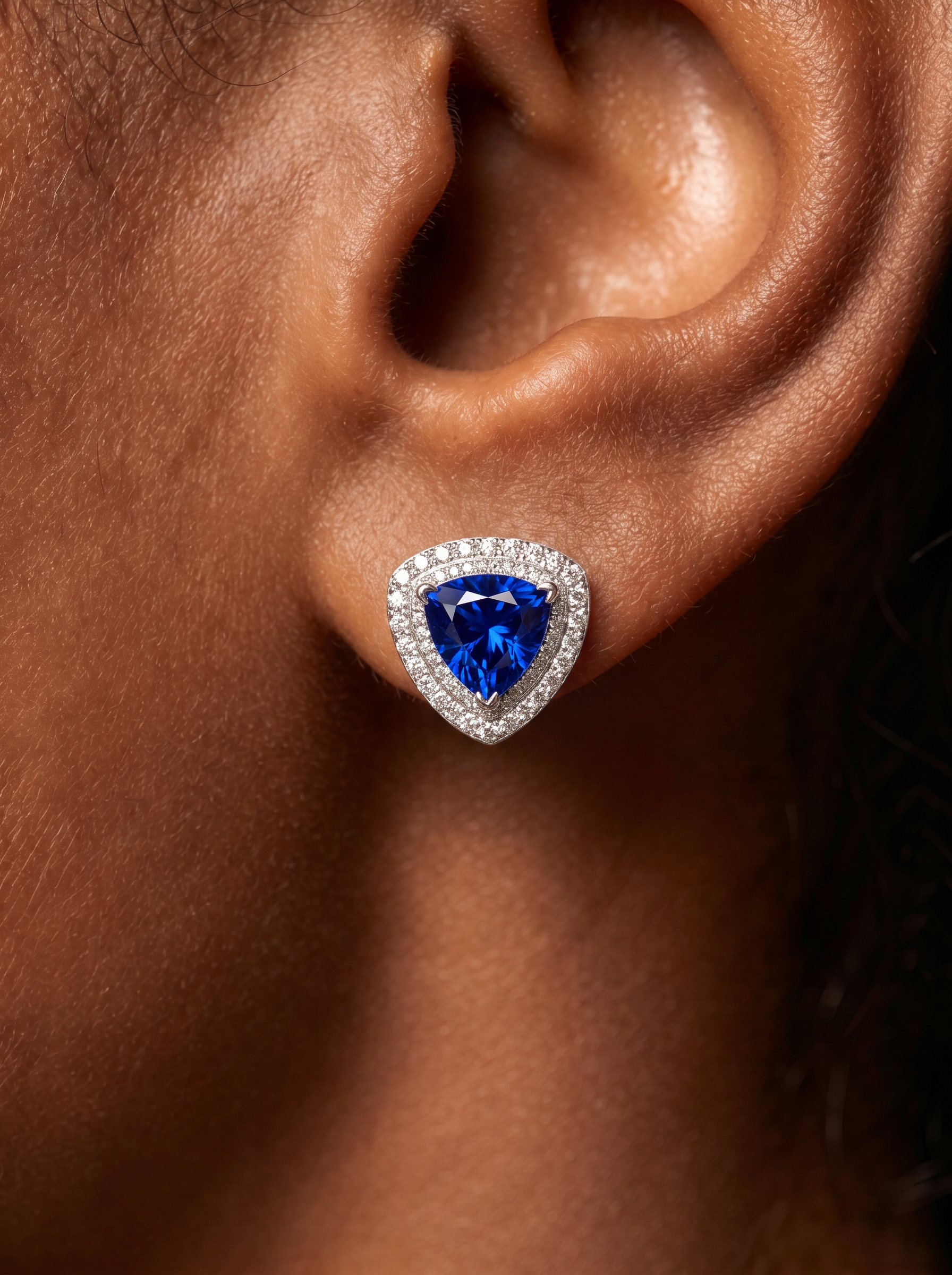 Trilliant Brilliant Cut Sapphire Earring - Trigon Azure